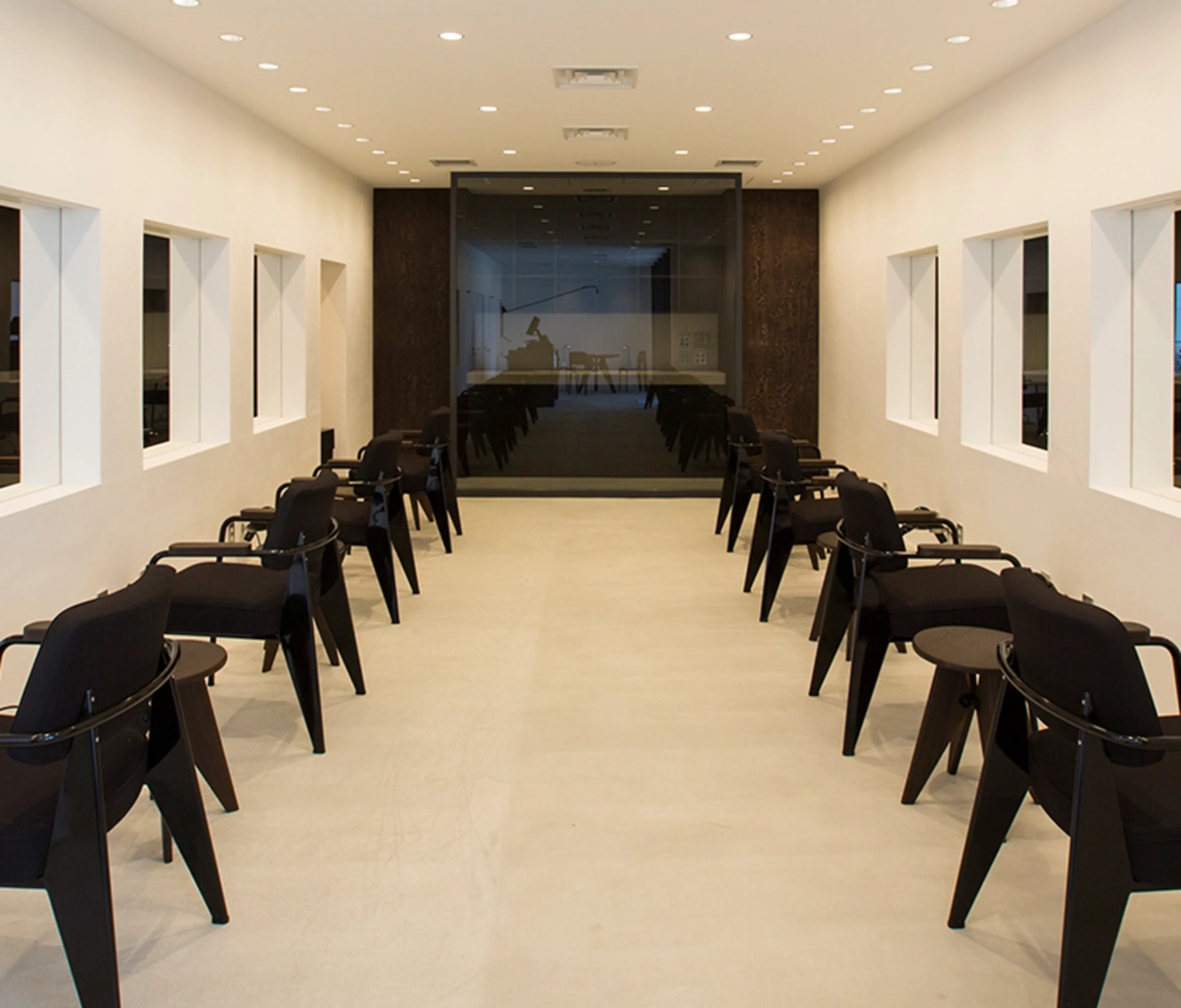 COINの内観・外観2