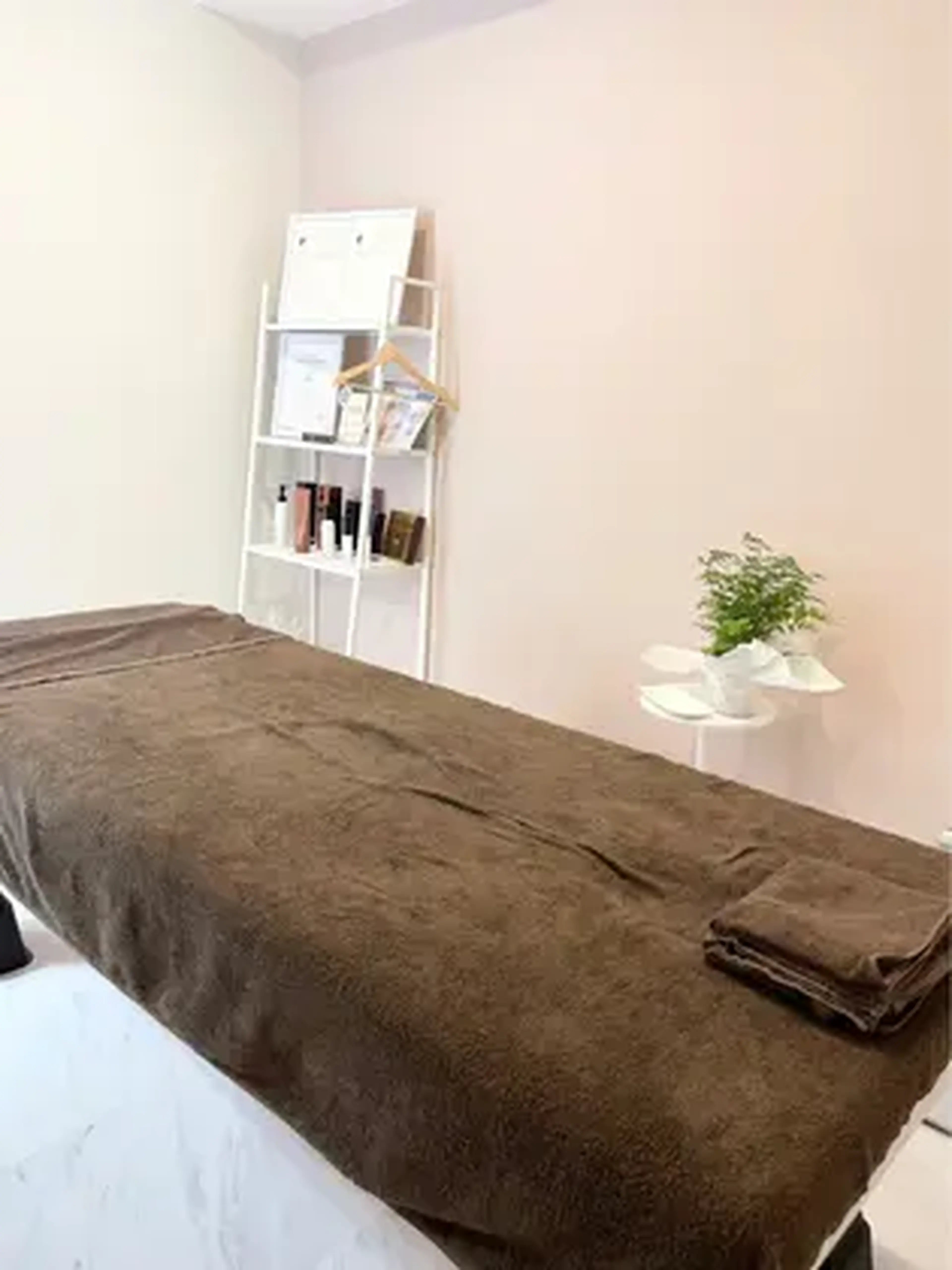 セルフホワイトニングエクシア栄店の内観・外観3