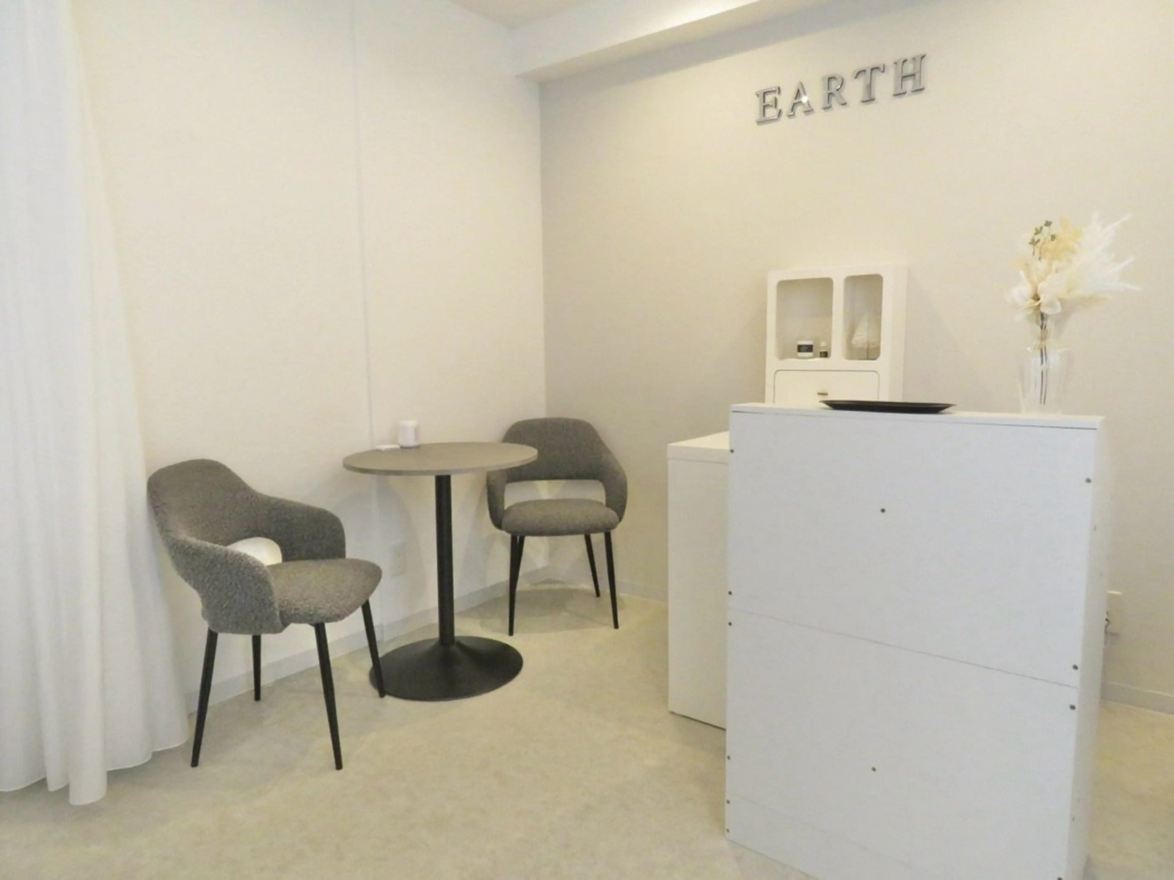 【歯科提携】ホワイトニングサロンEarth目黒店の内観・外観2