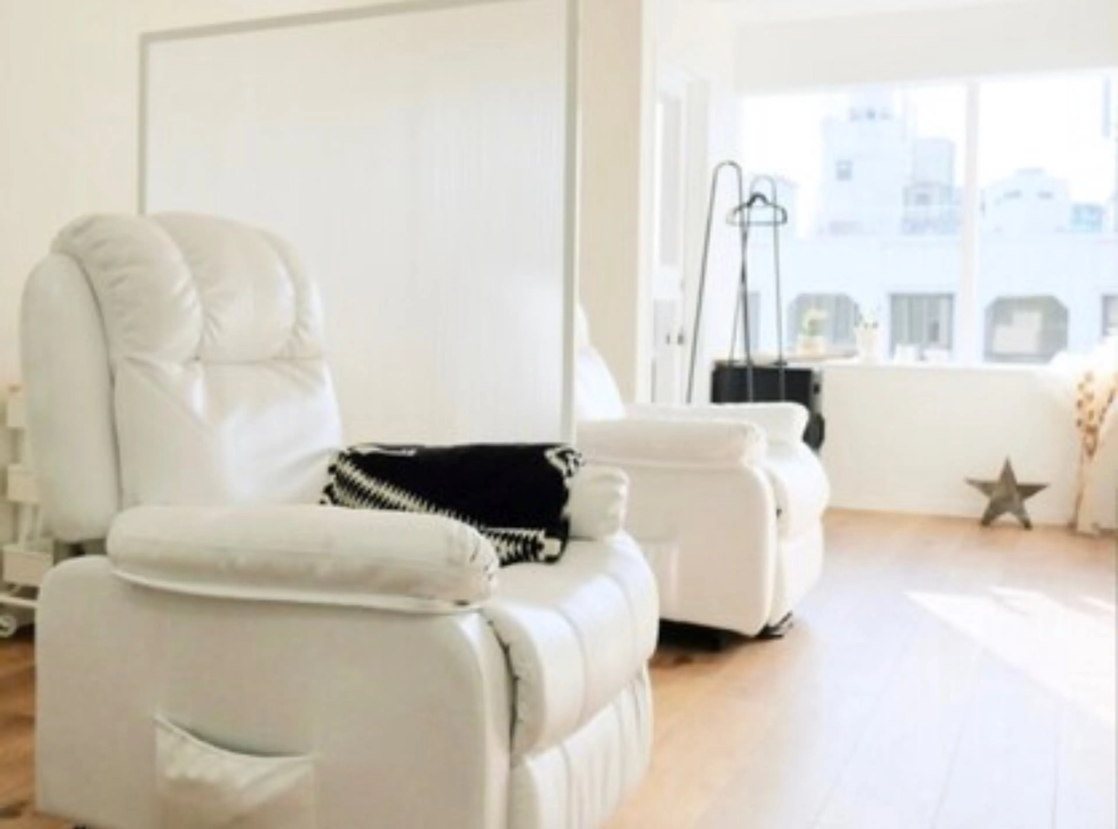 アイブロウサロン Swag Tokyoの内観・外観1