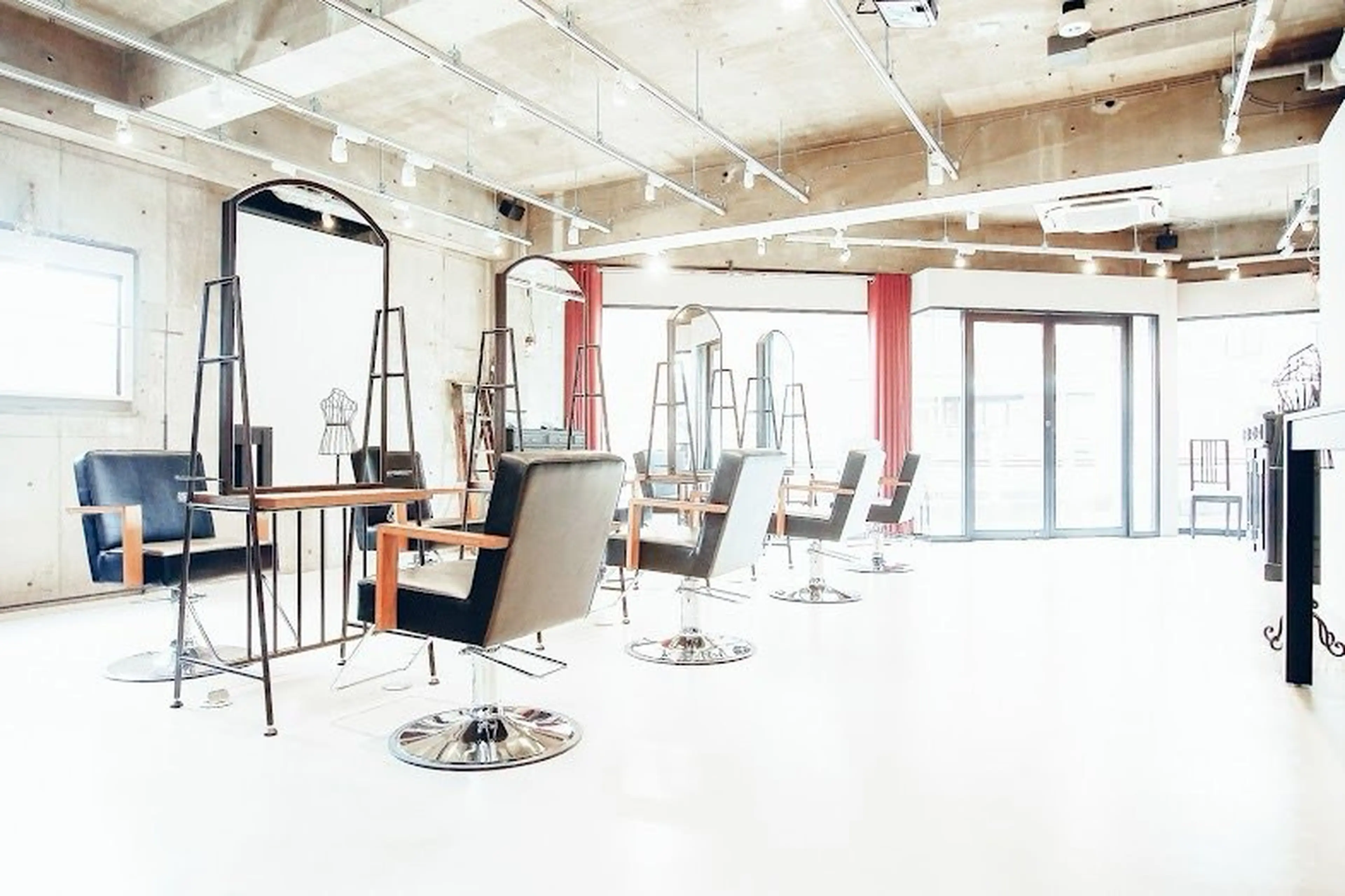 SiSTA 自由が丘の内観・外観1