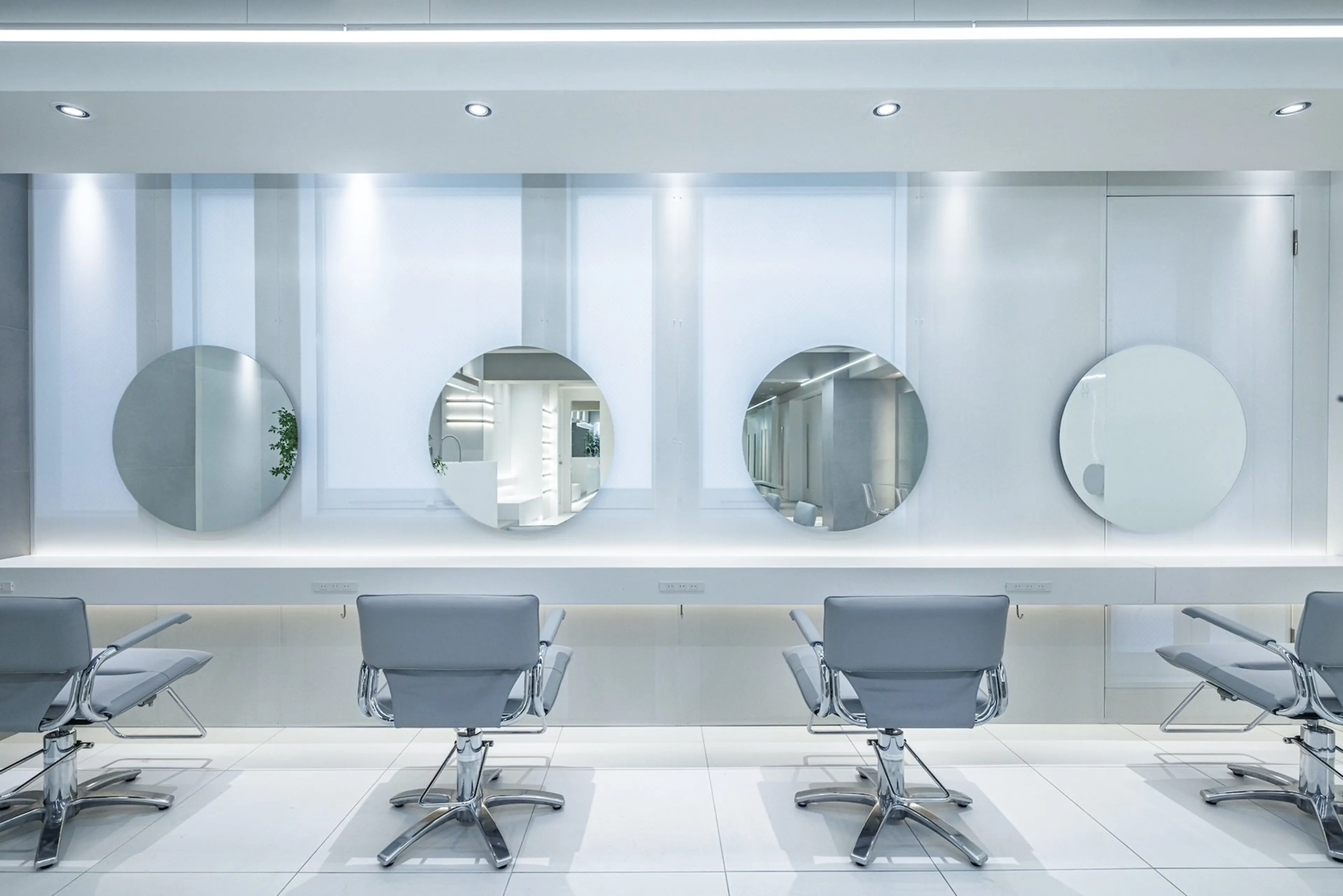 ar+  hair salon 新宿三丁目店の内観・外観3