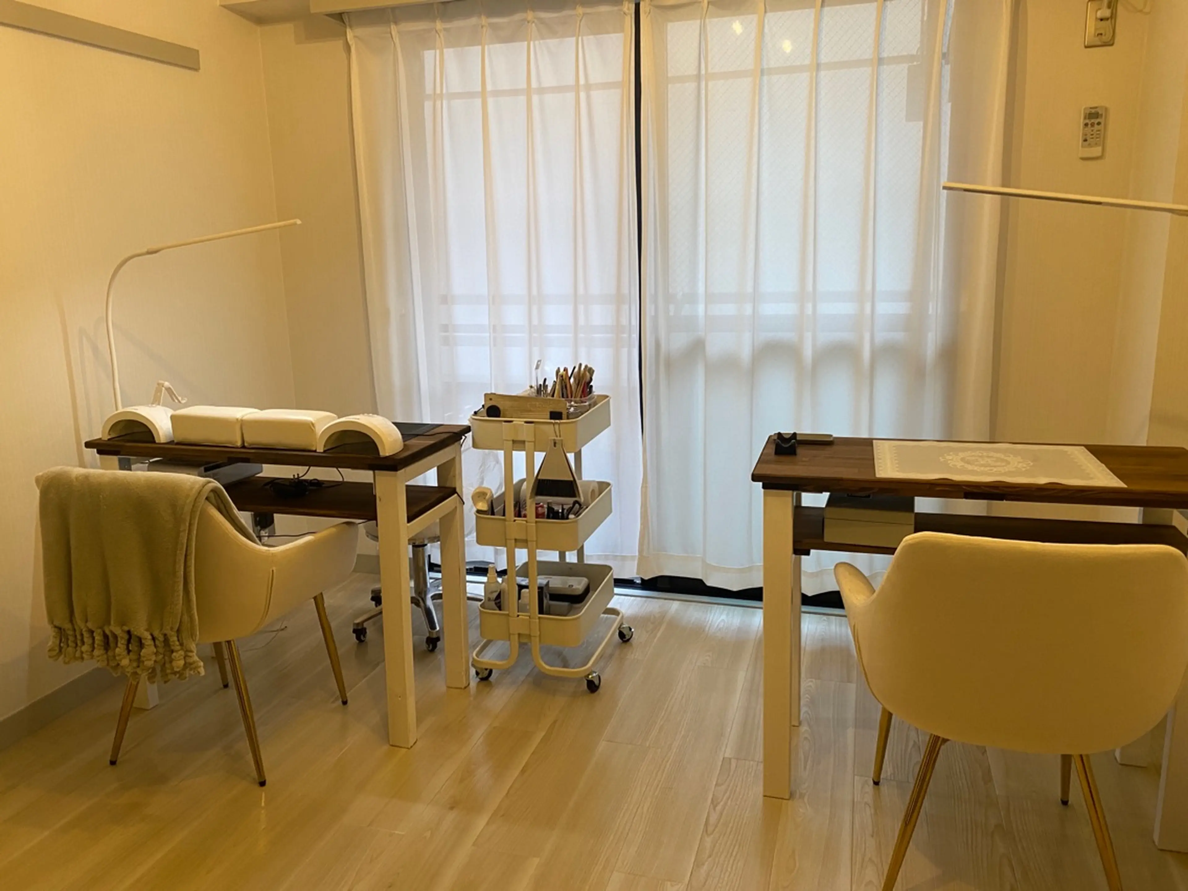 Delphinium,の内観・外観1