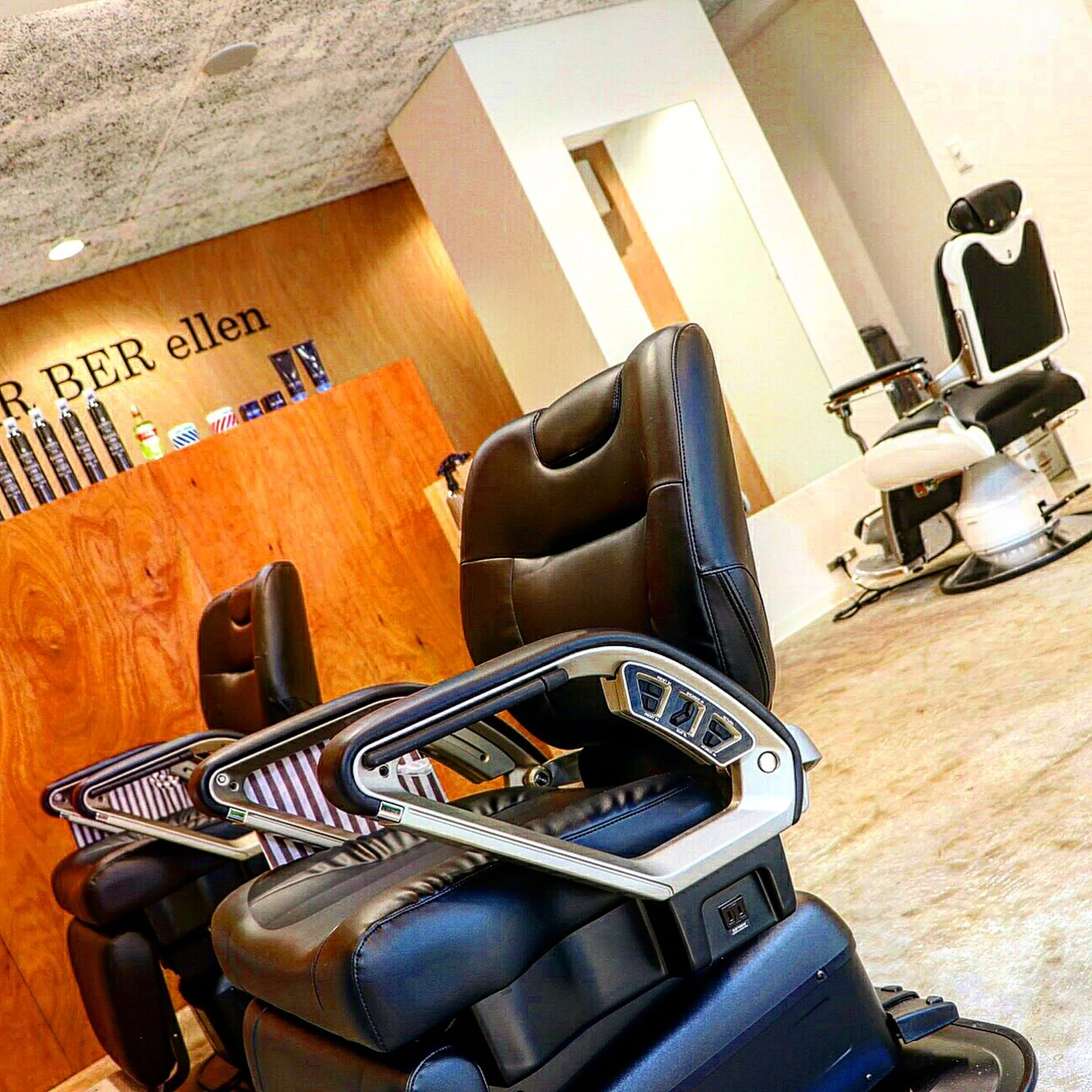 BARBER ellenの内観・外観2