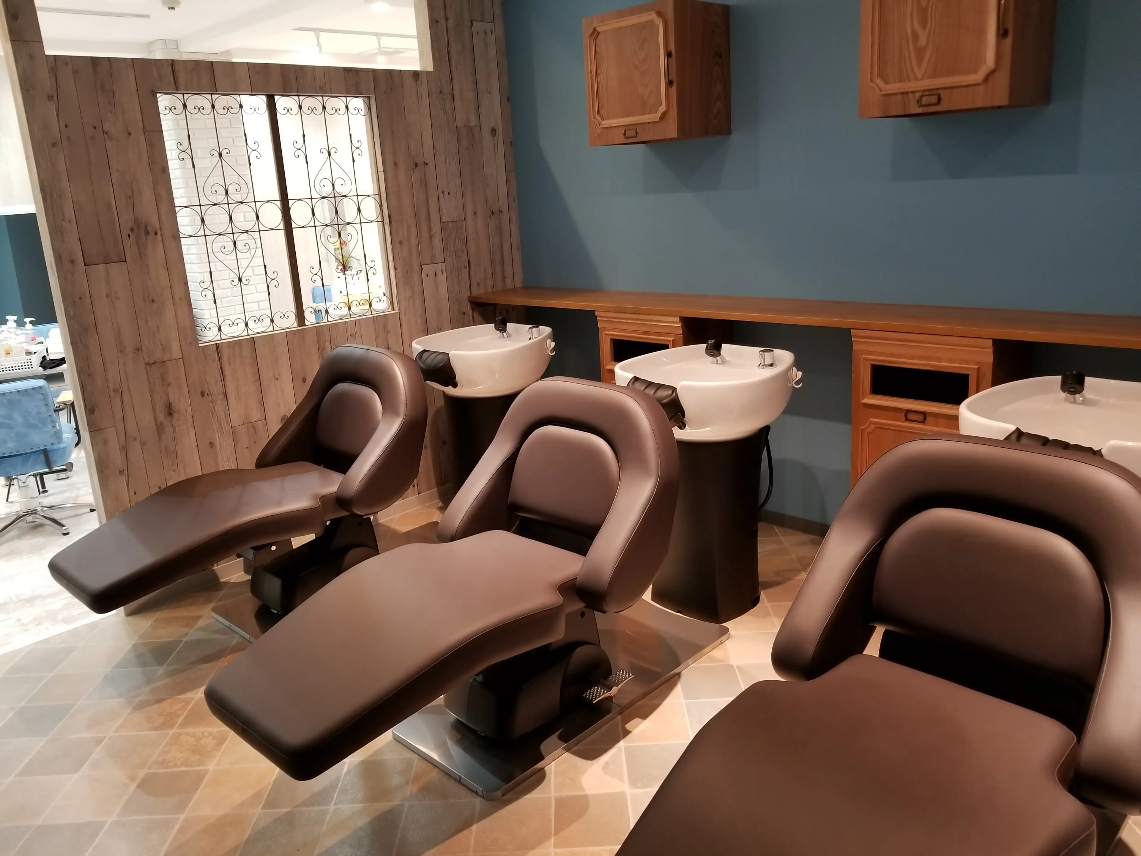 Alushe心斎橋店の内観・外観2