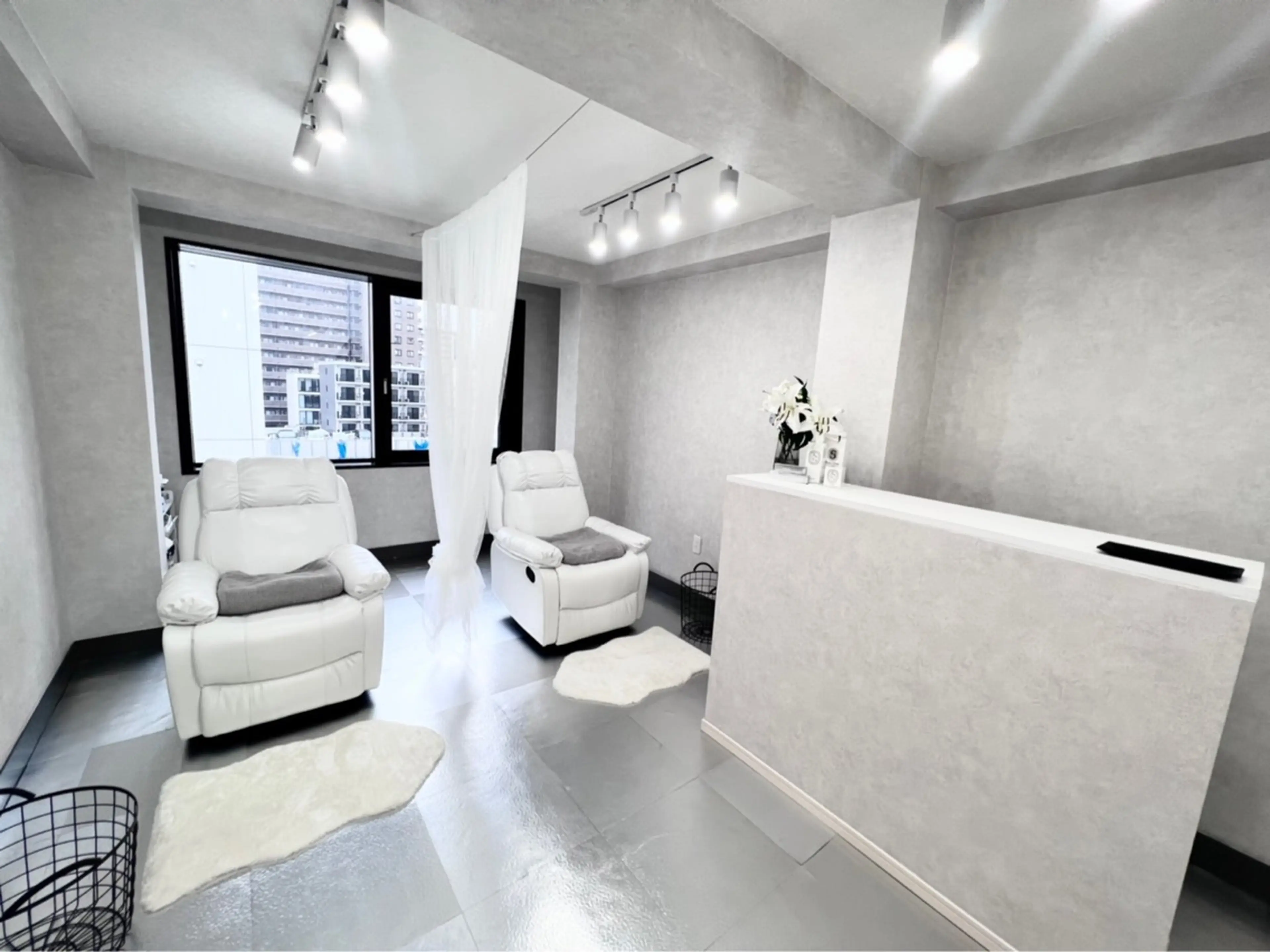 & eyeの内観・外観1