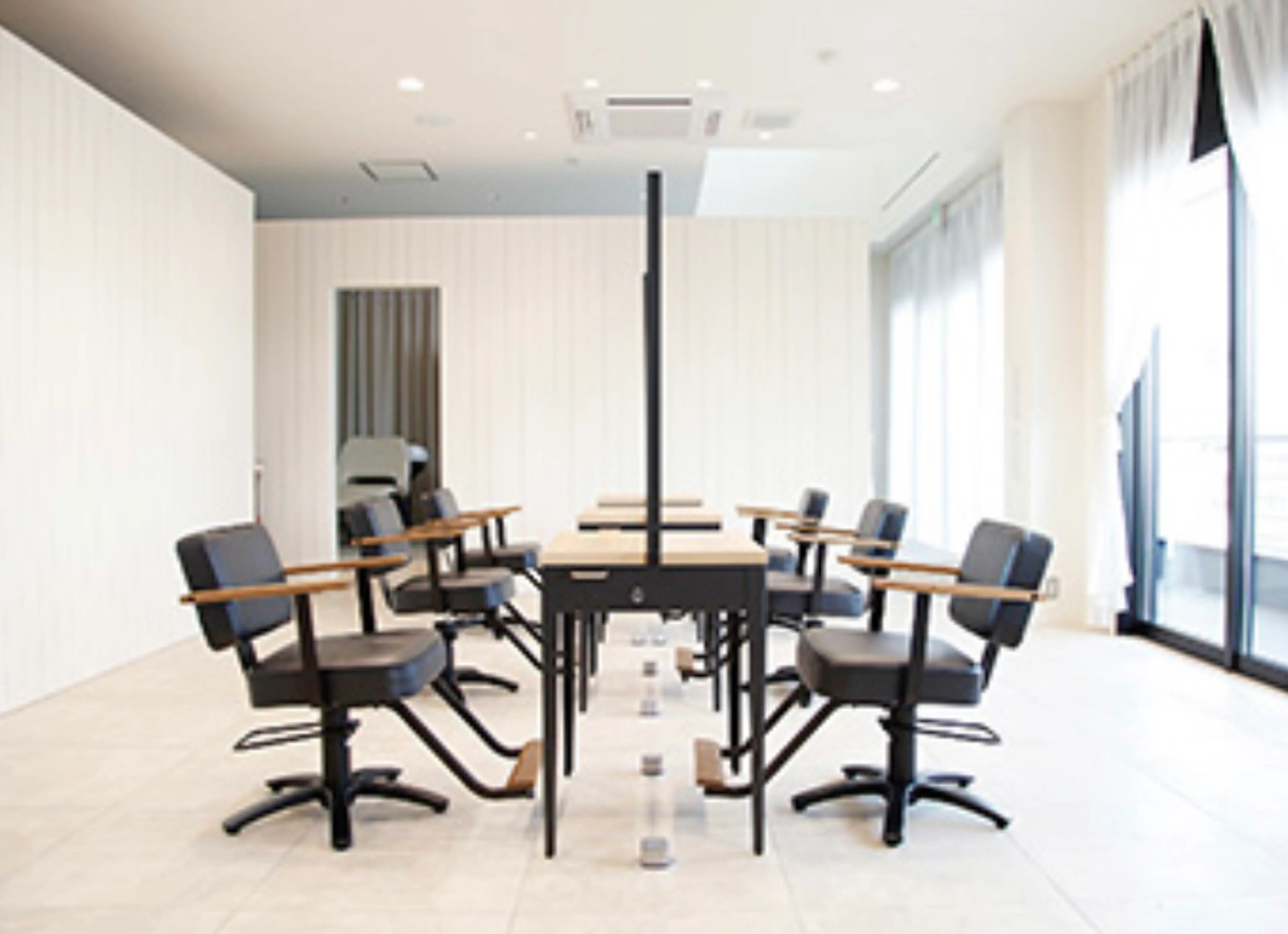 ex-fa hair esthe & spaの内観・外観1