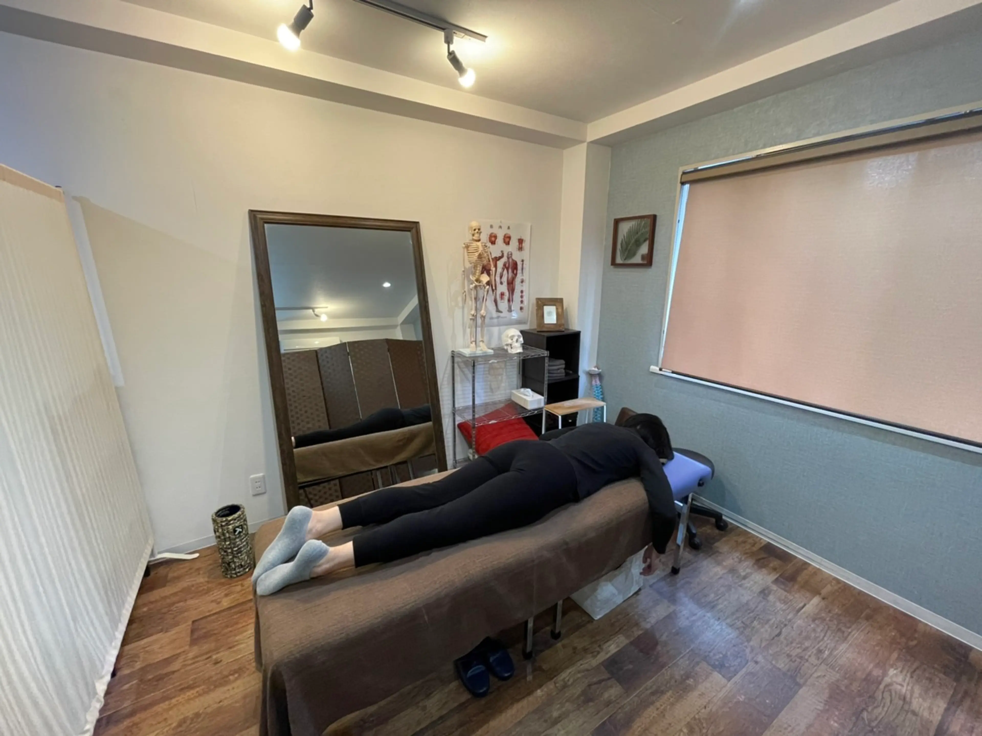 UNIVERSALの内観・外観2