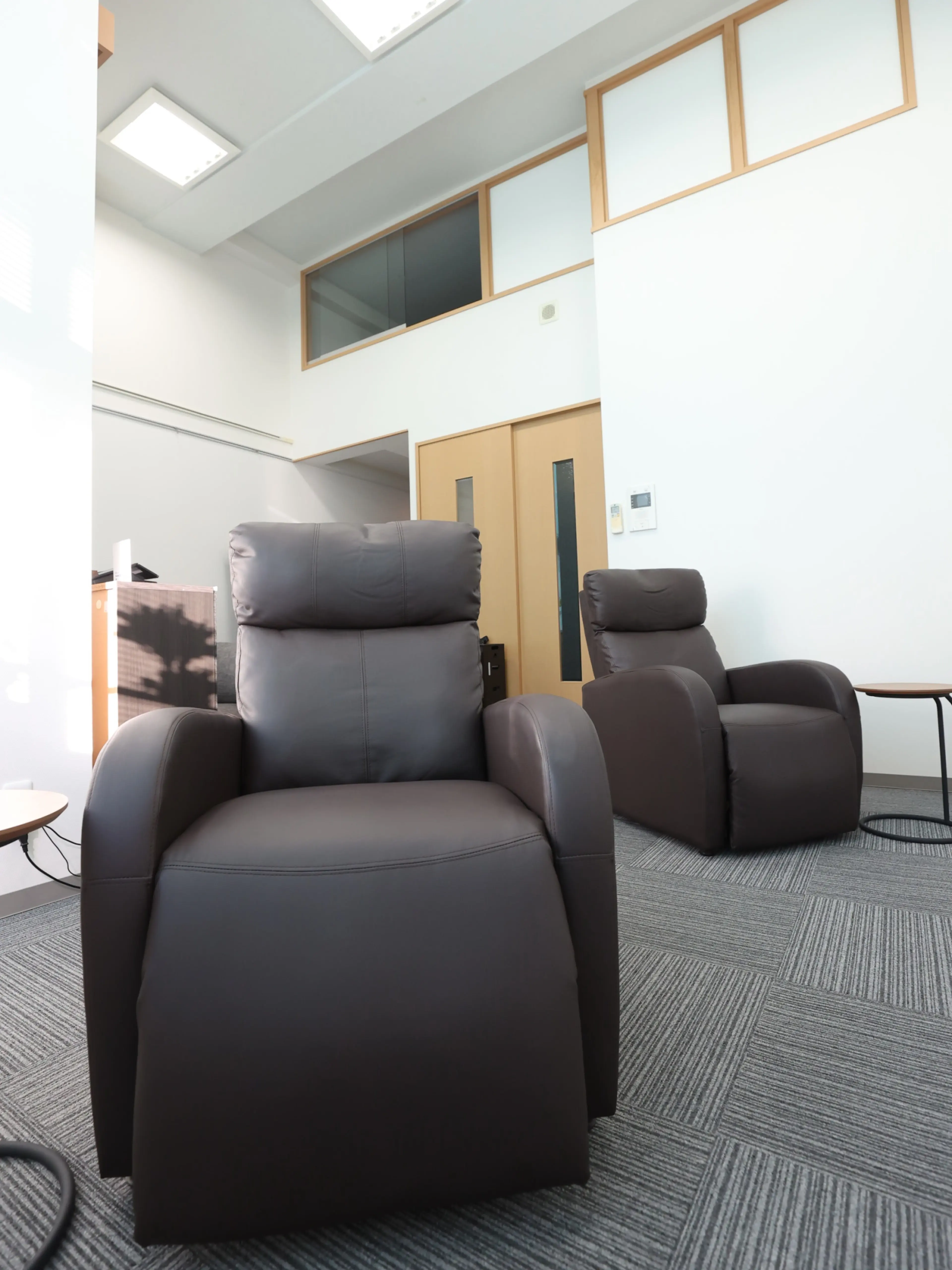 眉とまつ毛の専門サロンMIKIの内観・外観3