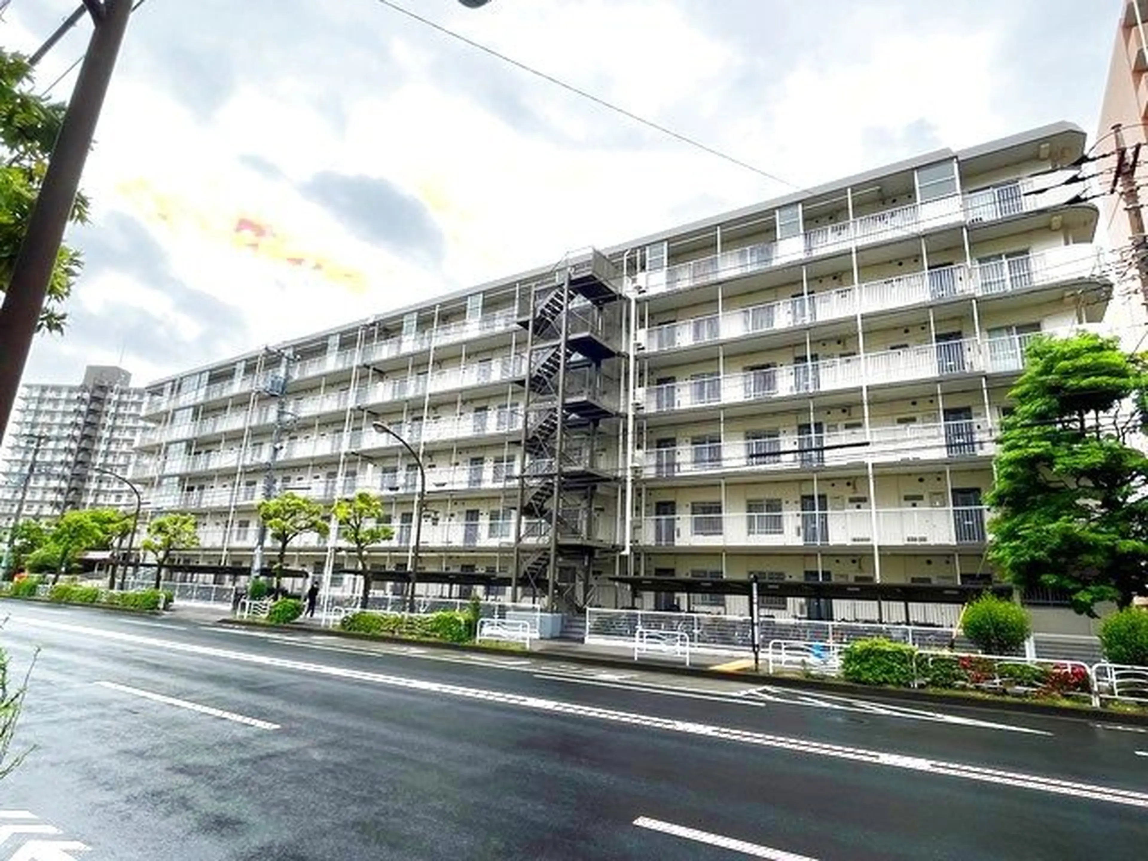 ルモスコLumoscoの内観・外観3