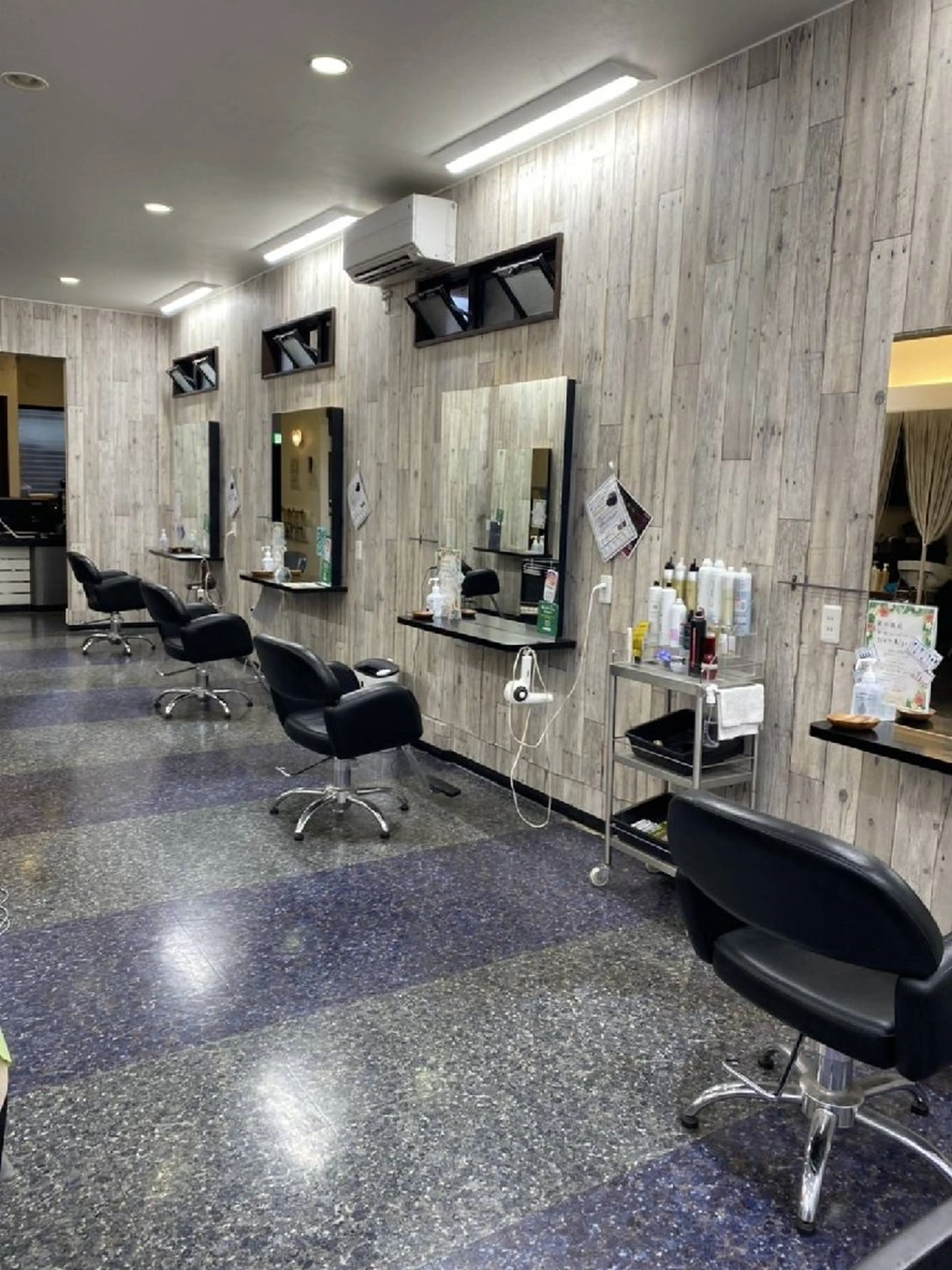 ビューティーコレクション静岡北店の内観・外観2