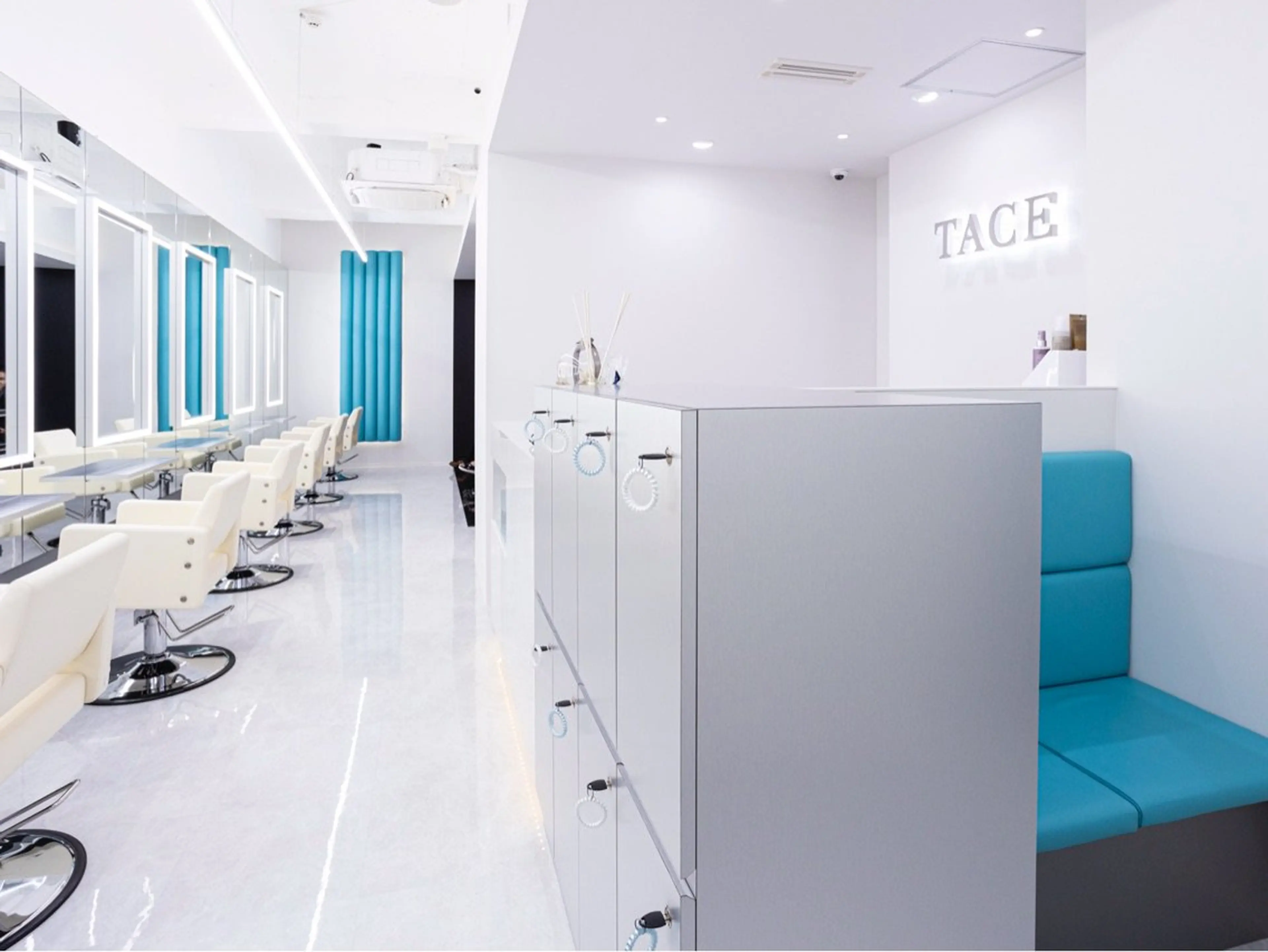 TACEの内観・外観2