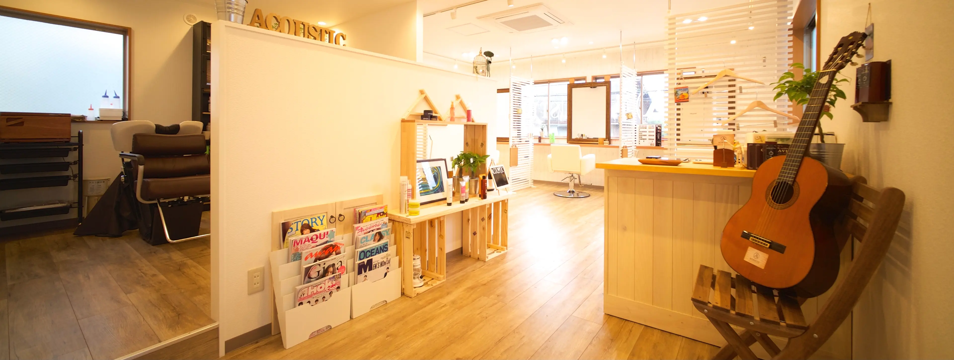 Hair Design ACOUSTICの内観・外観1