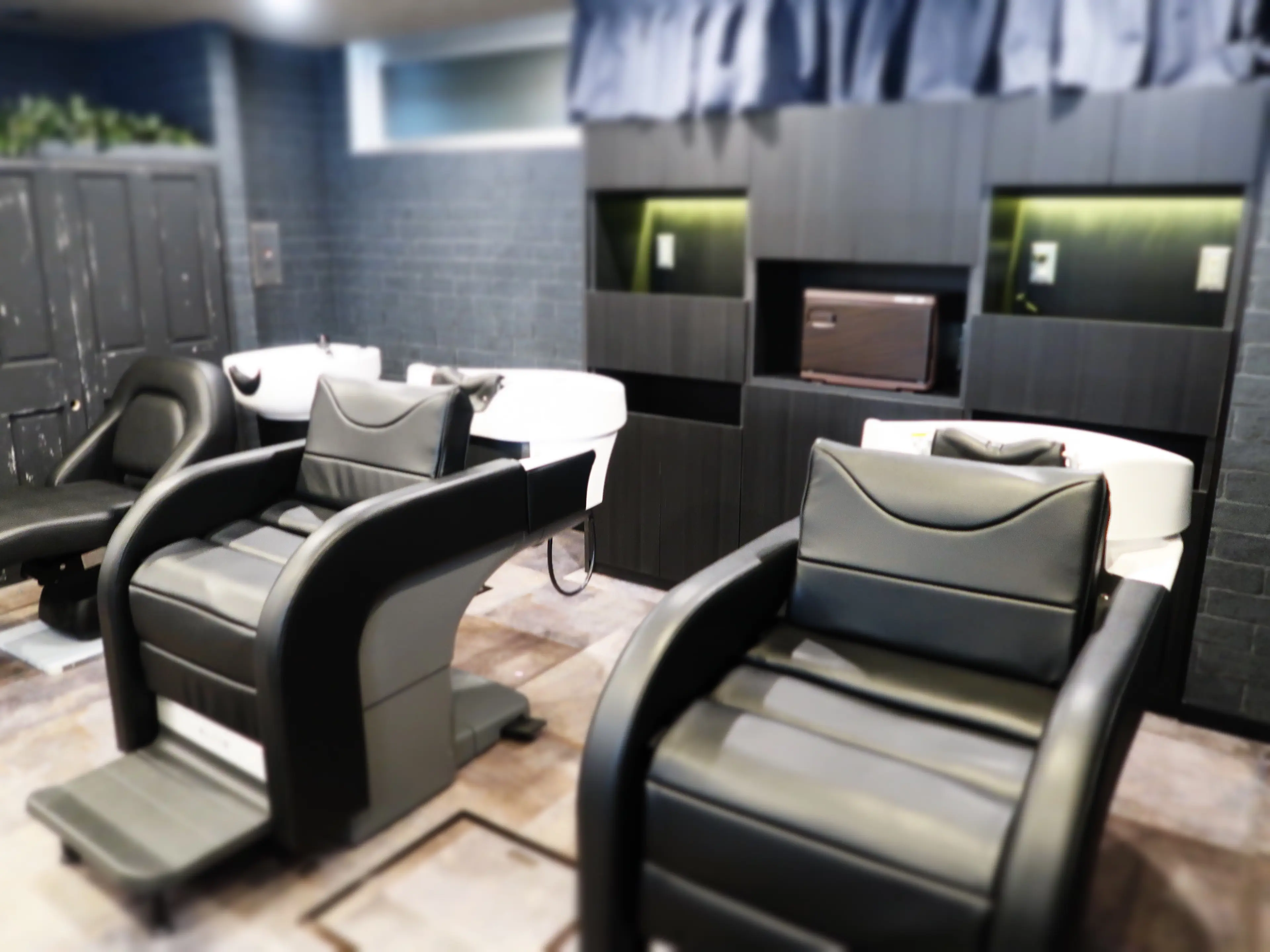 Aust hair Stella新宿店の内観・外観2