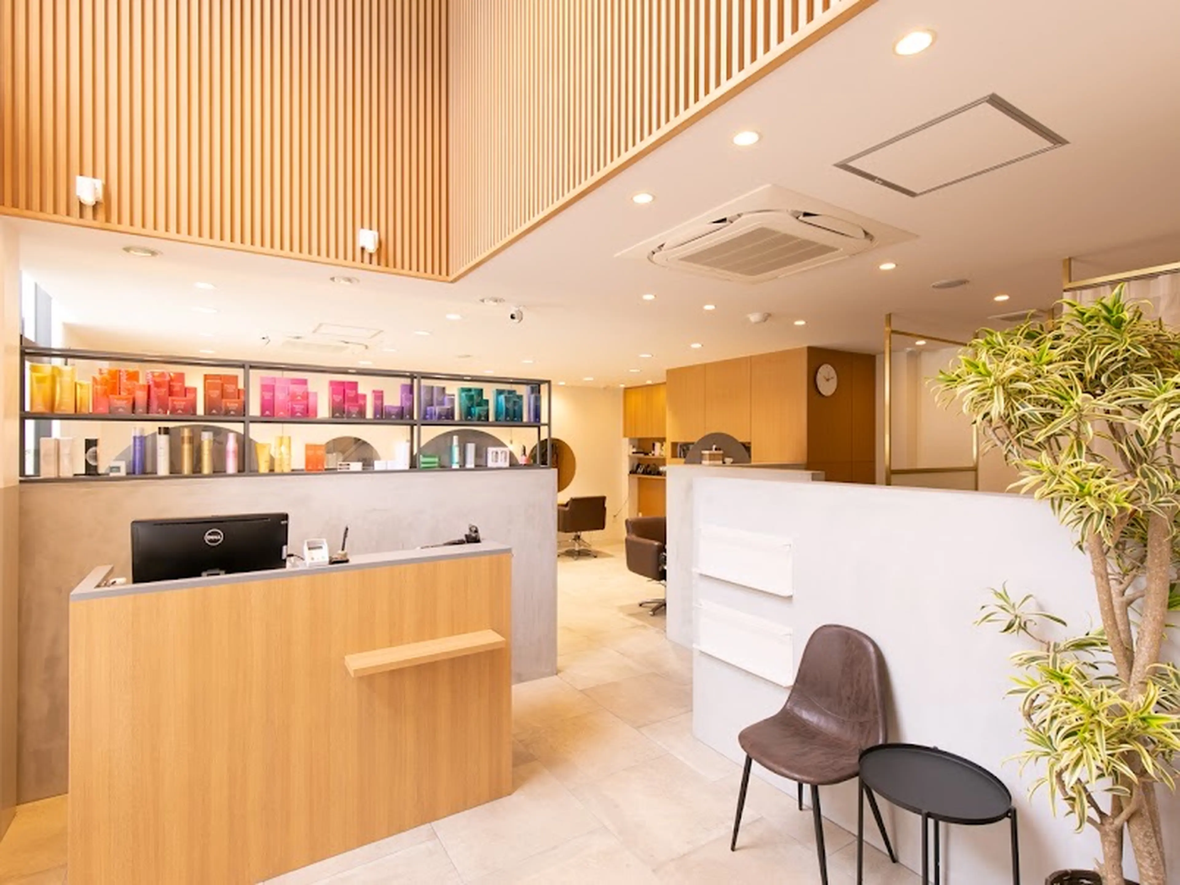 クリスタルマジックジョマジョマの内観・外観1