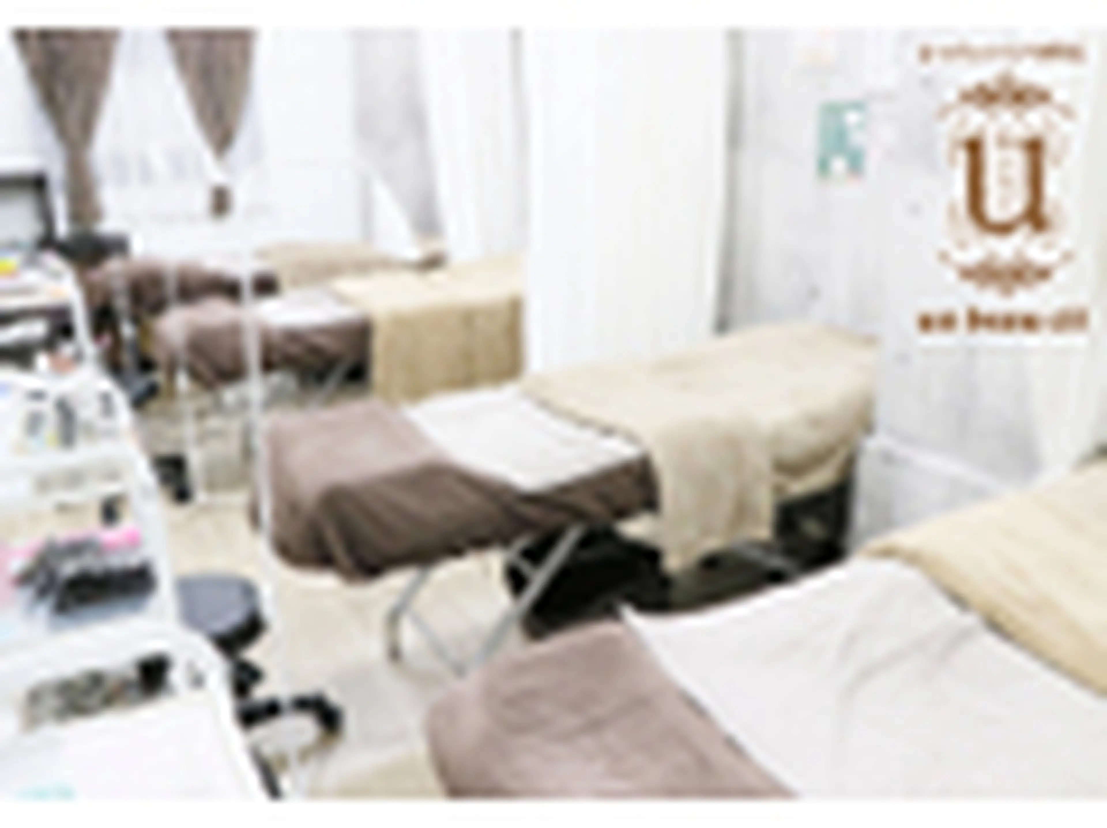 un beau  cil 錦糸町店の内観・外観1