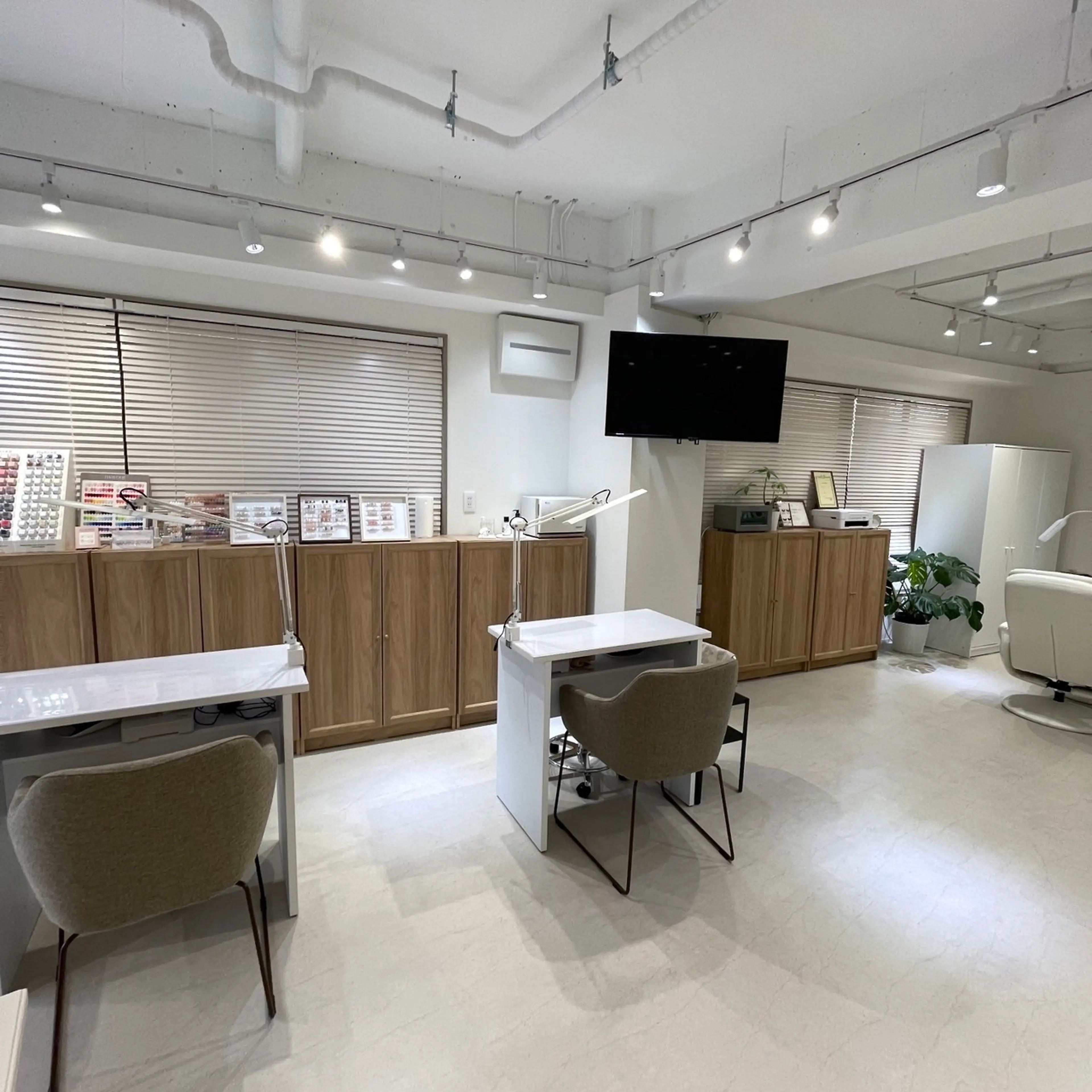 seliien  eyelash&nailの内観・外観2