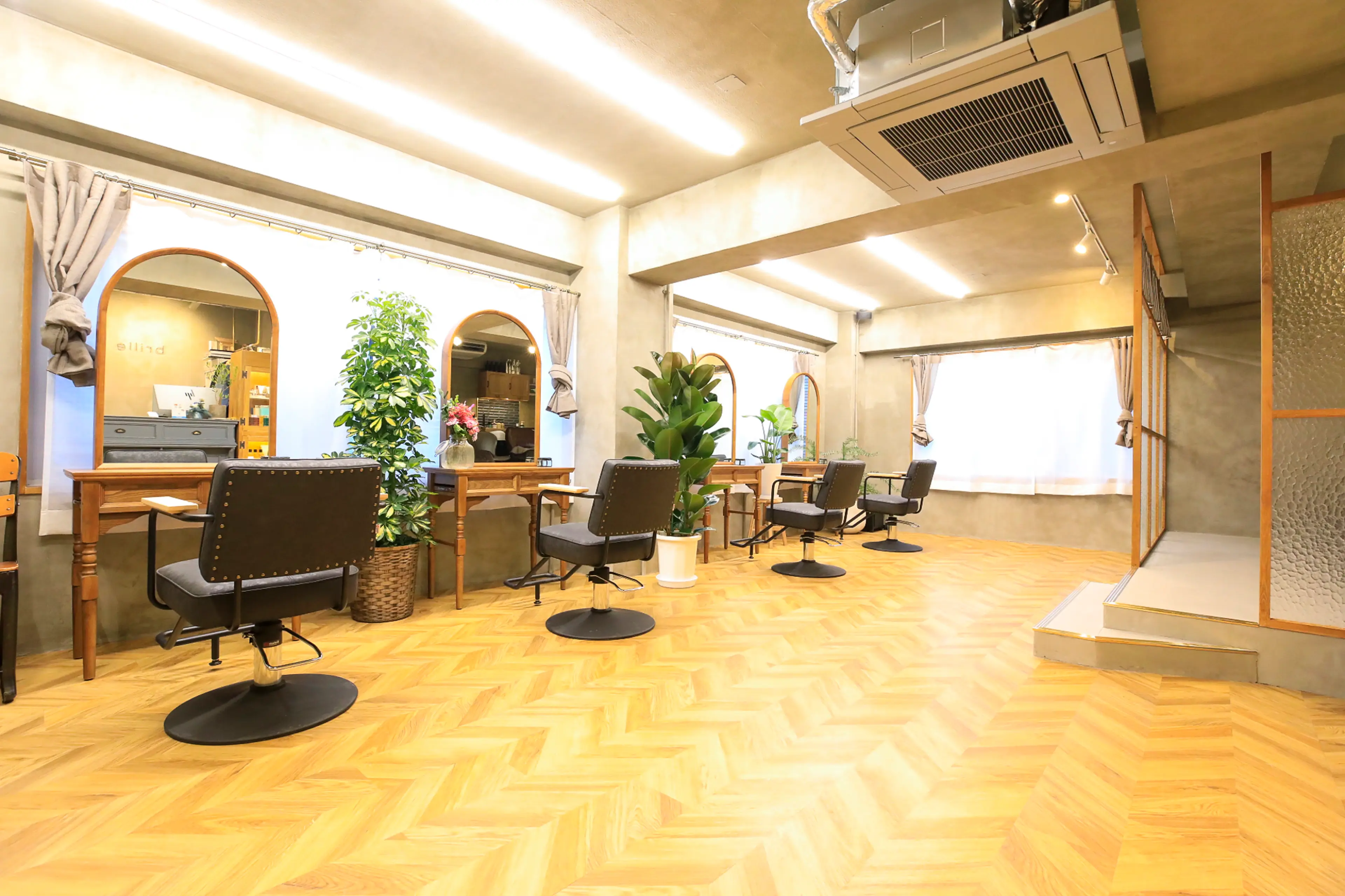 brilleの内観・外観1