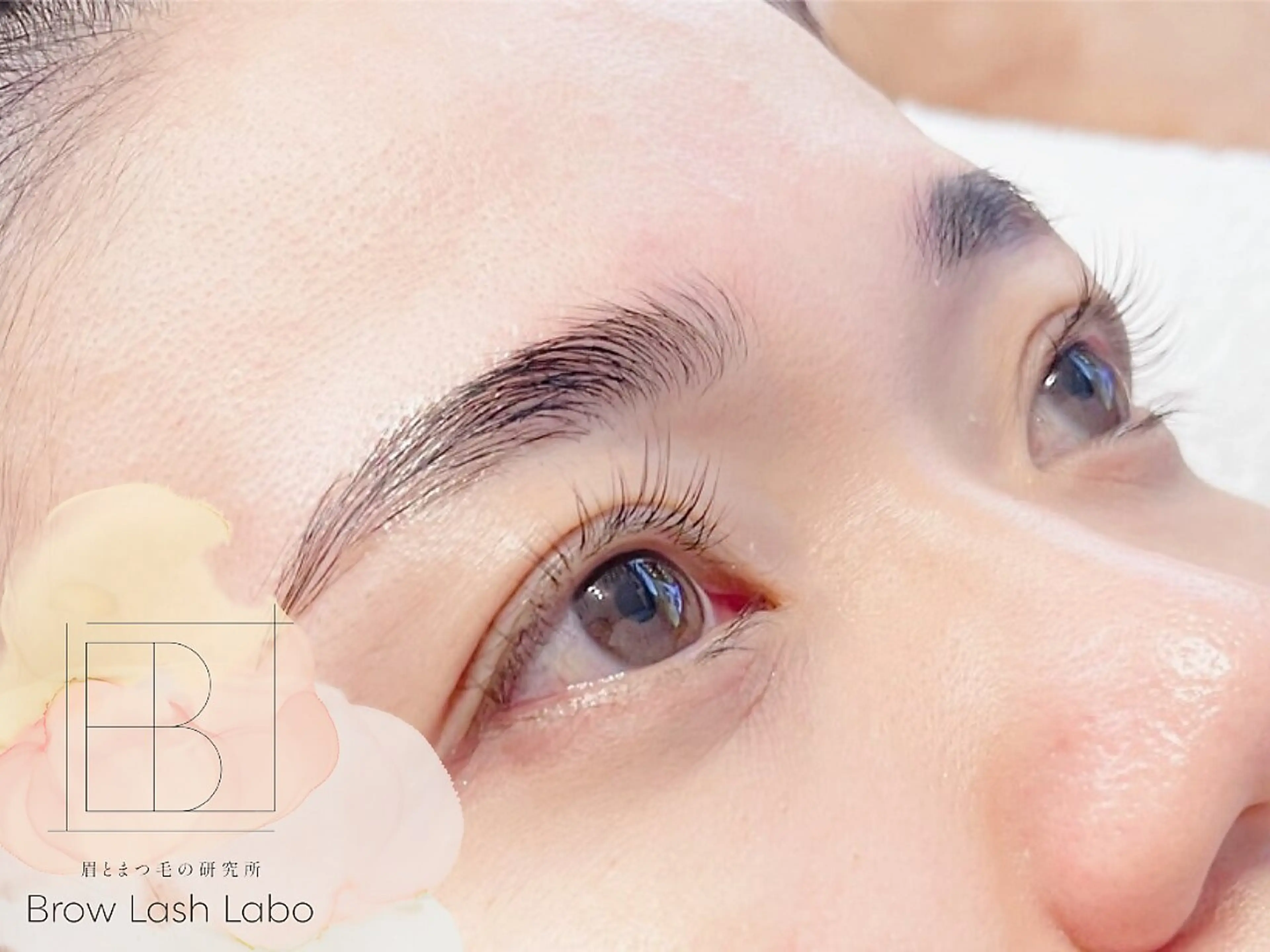 眉毛とまつげパーマの研究所Brow Lash Labo岐阜店（ブロウラッシュラボ）の内観・外観1