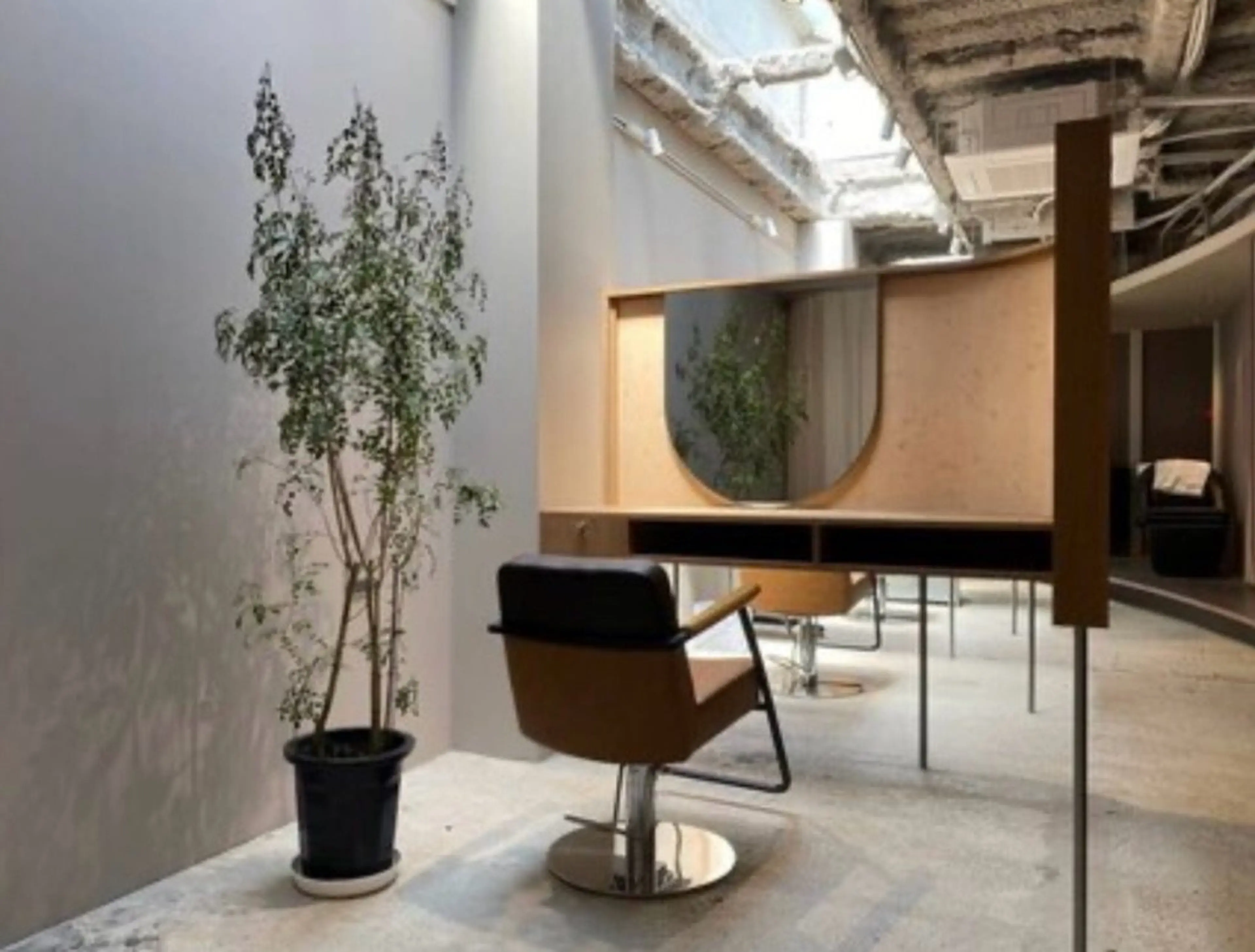 MAQUMの内観・外観1