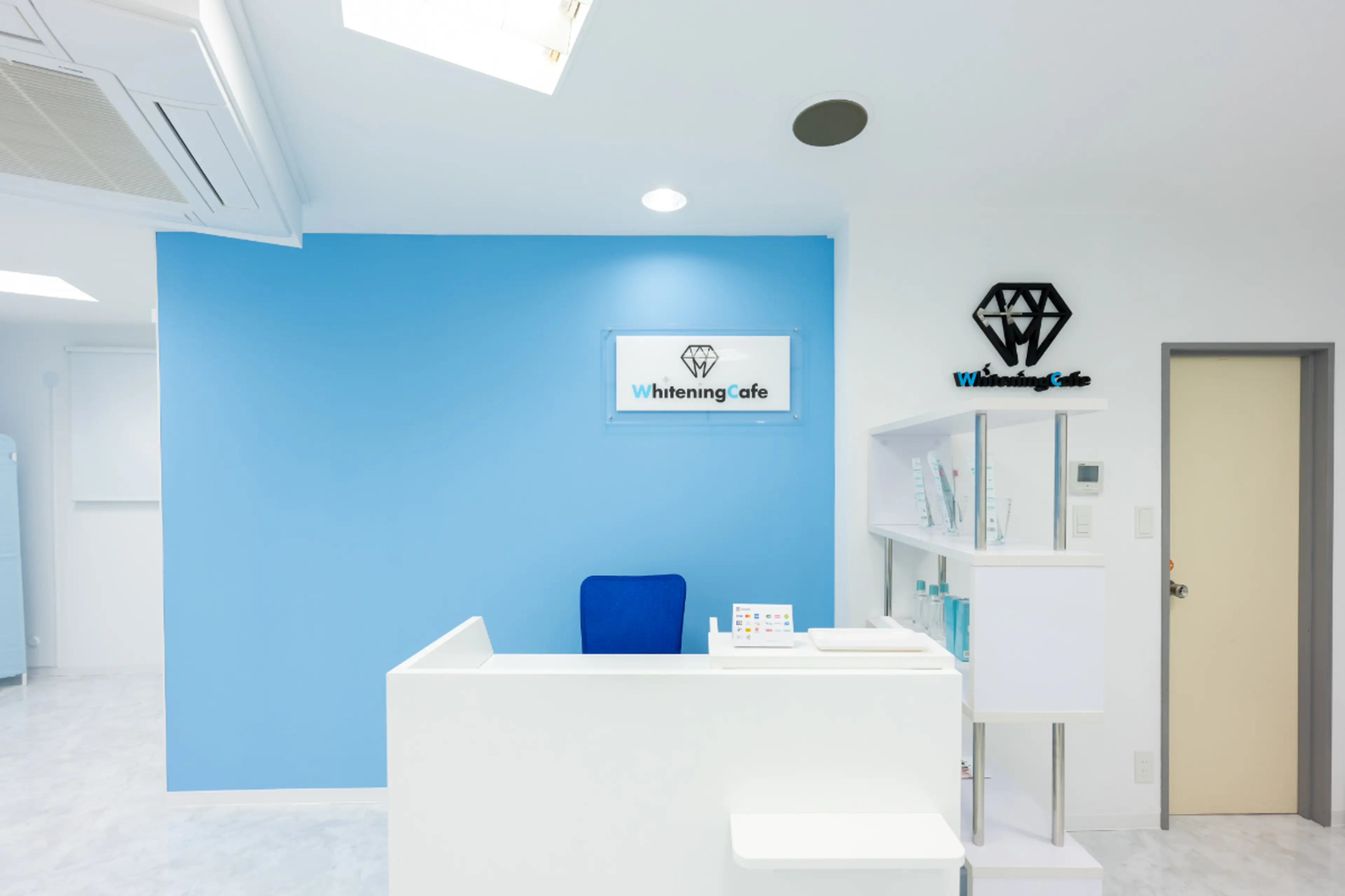 ホワイトニングカフェ川越店の内観・外観2