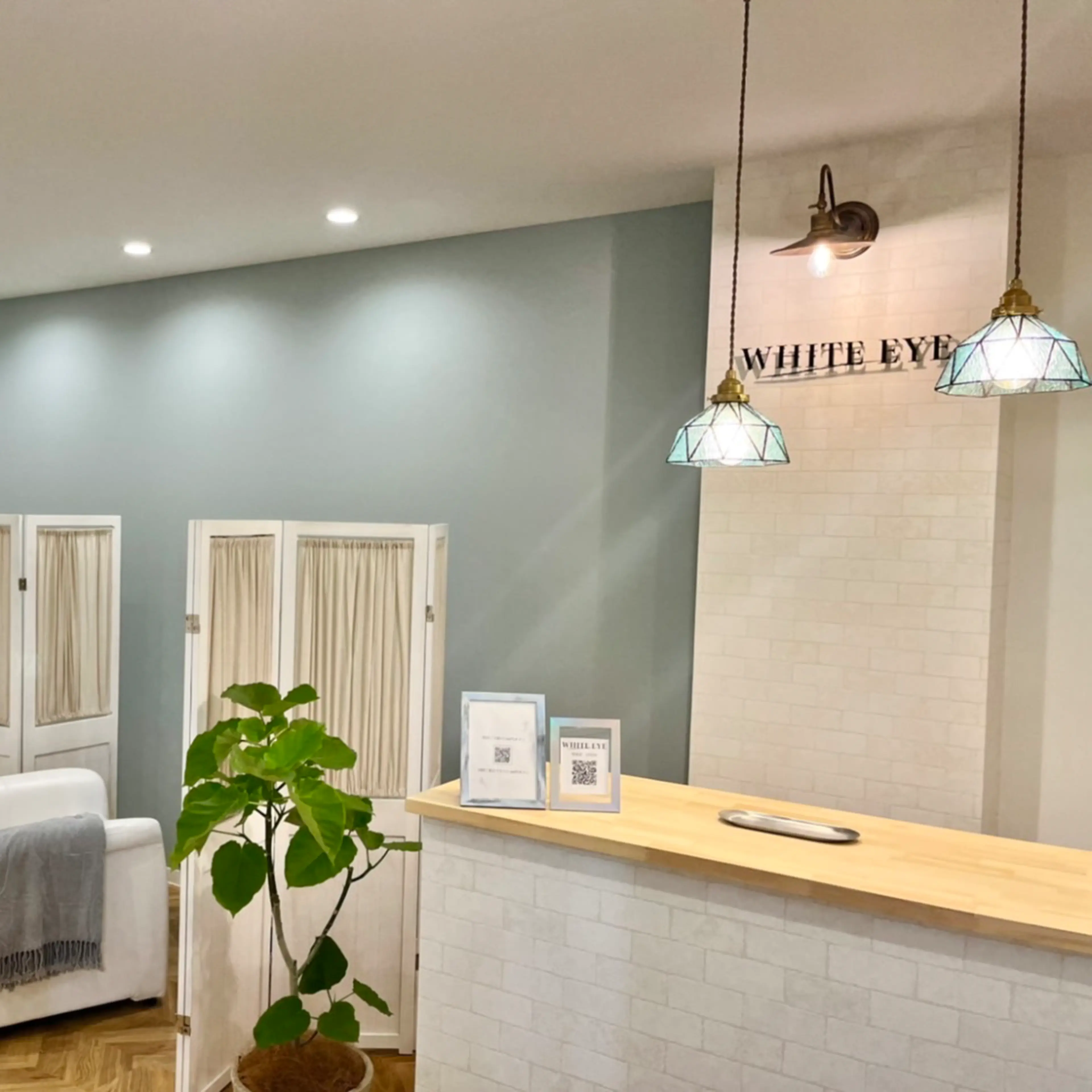 ホワイトアイ姫路店の内観・外観2