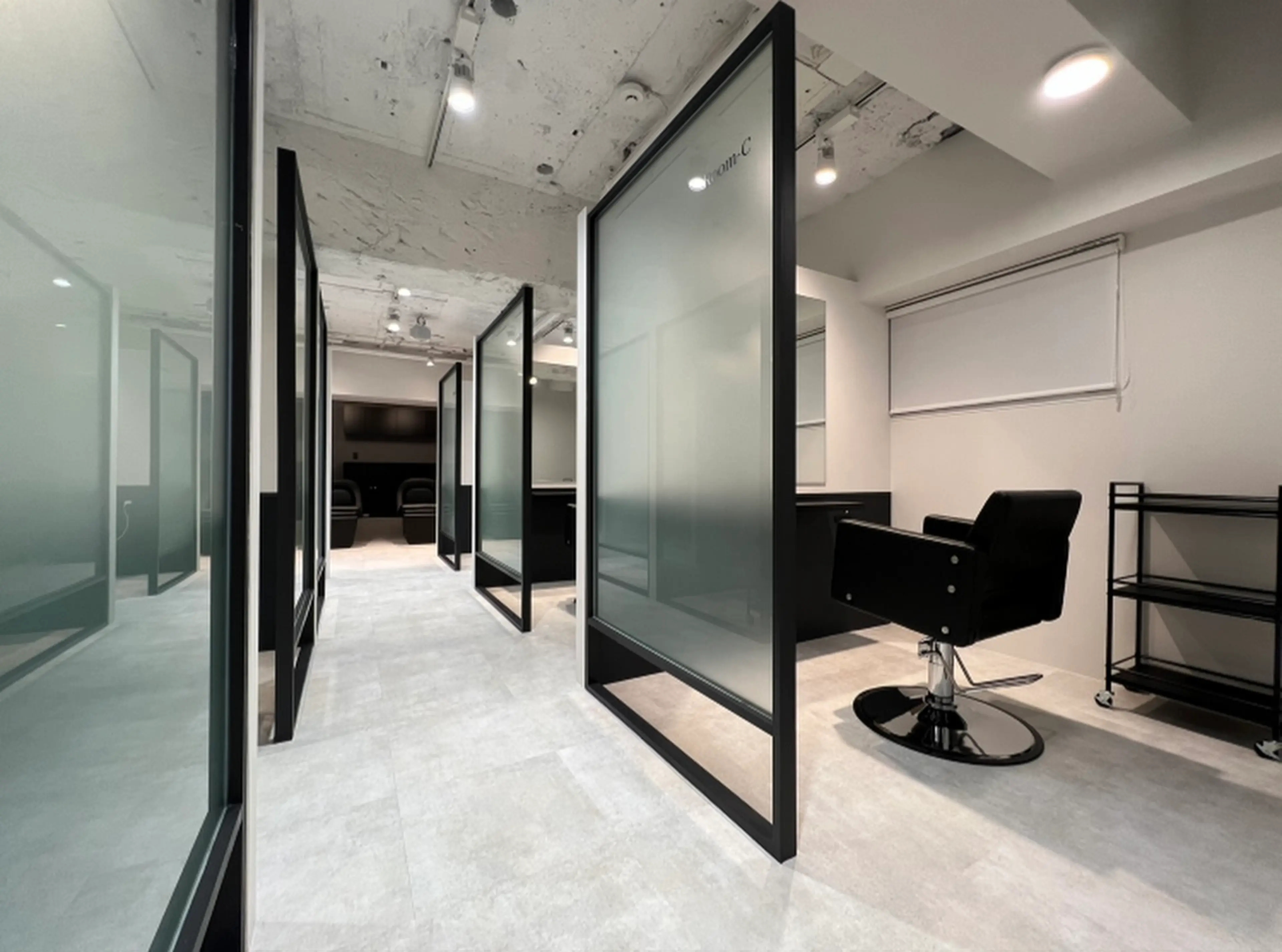 B3 SHARE SALONの内観・外観2