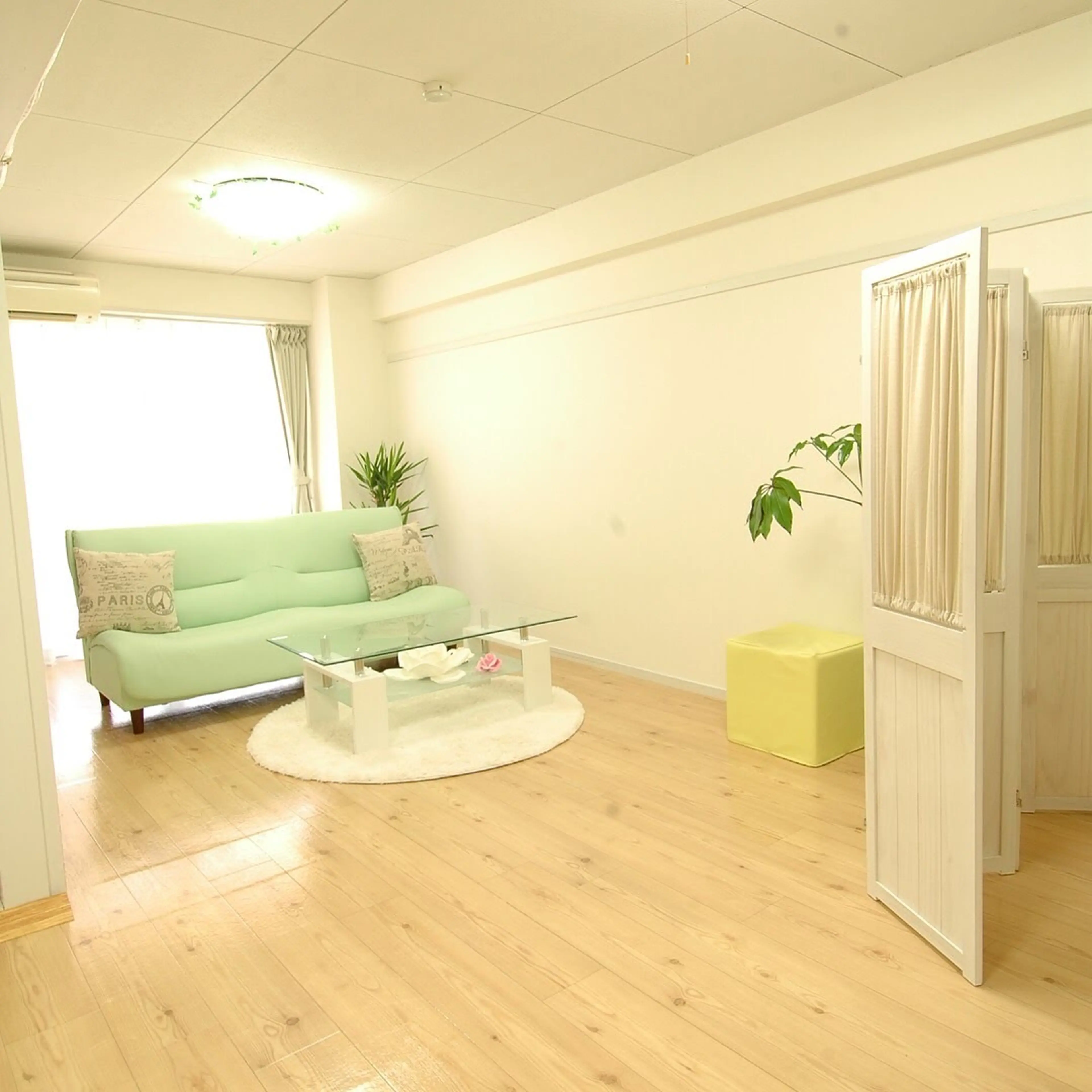 プリンセスサロン M&Kの内観・外観1