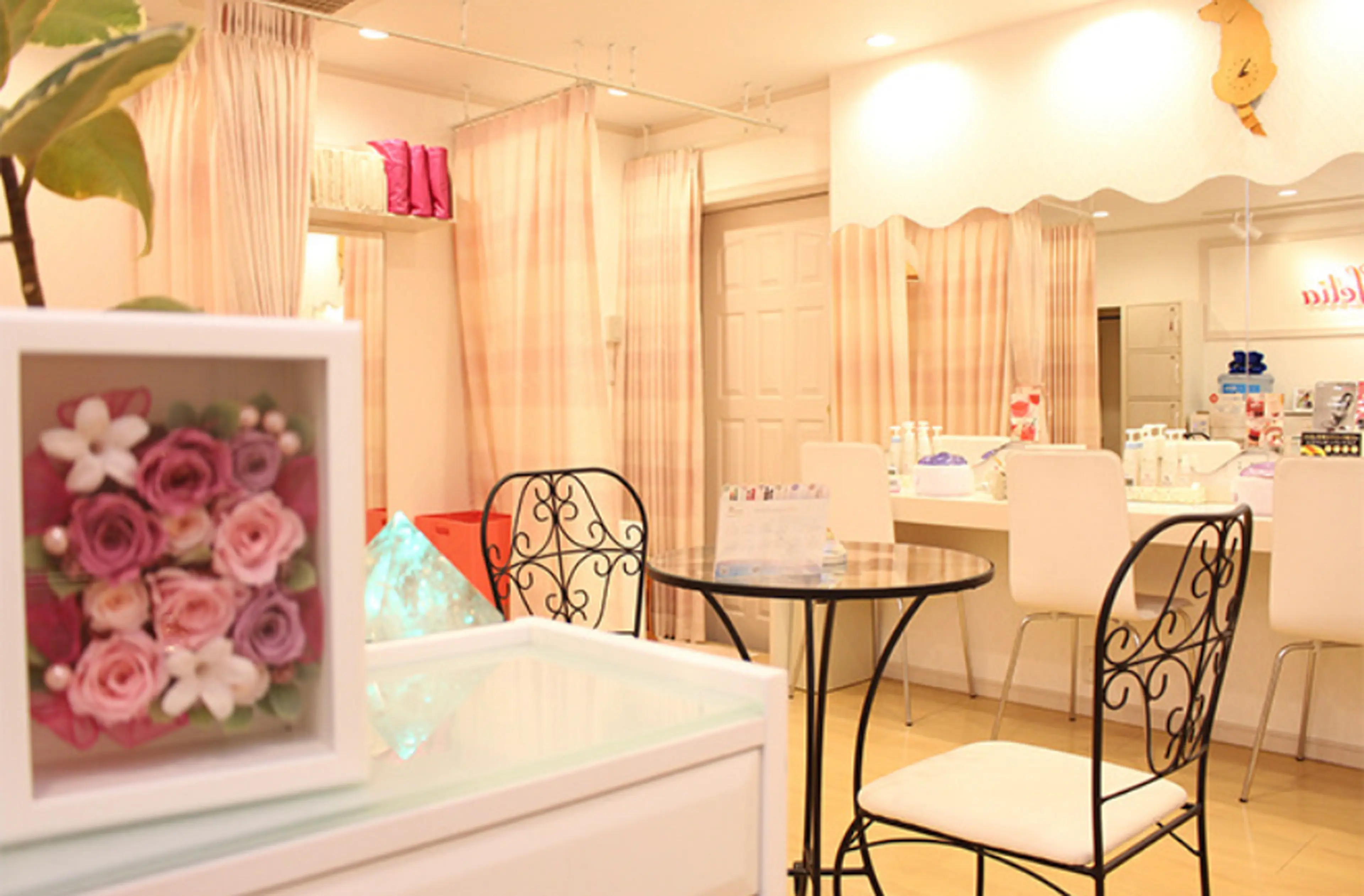 Raffeliaの内観・外観2