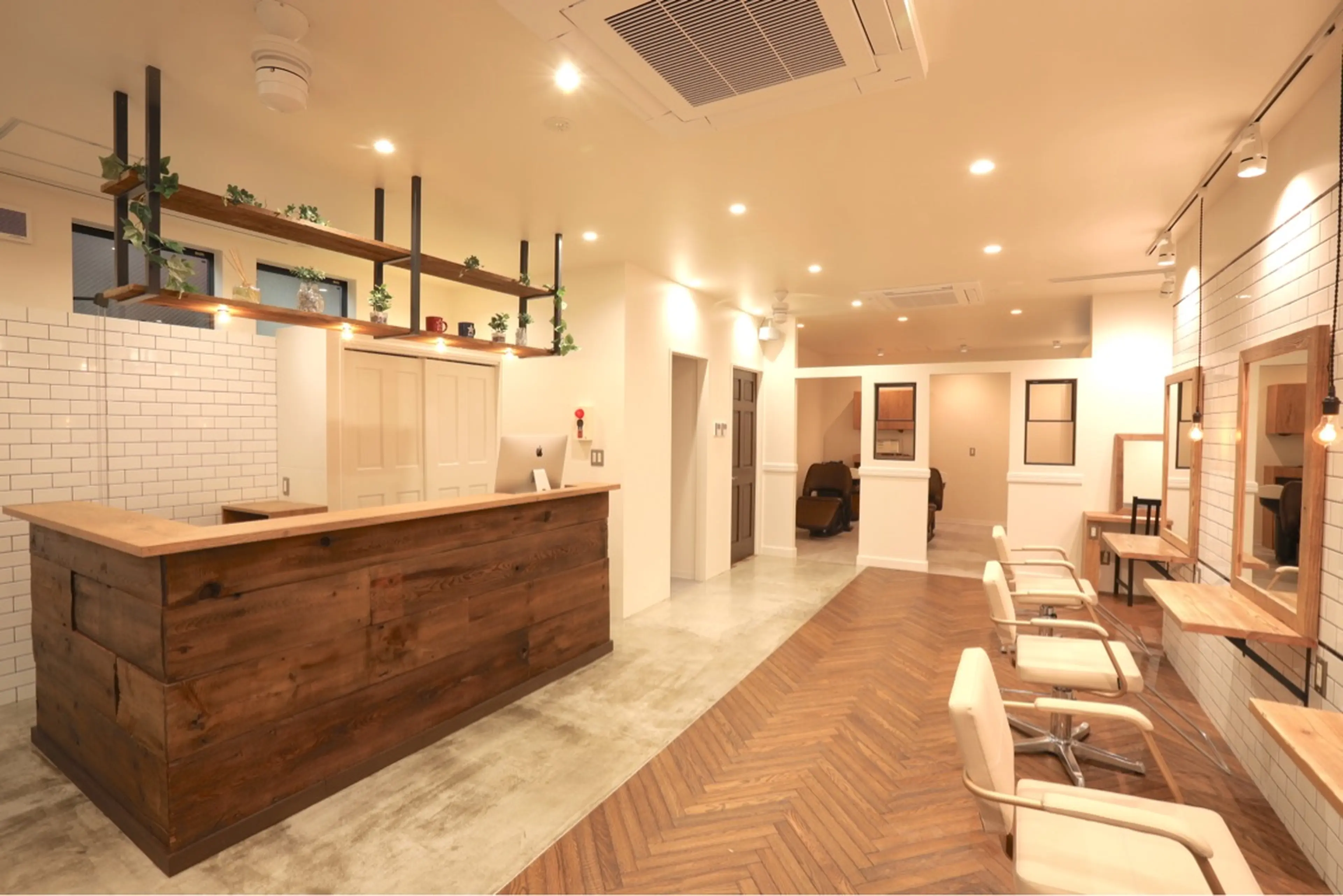 clips hair salonの内観・外観1