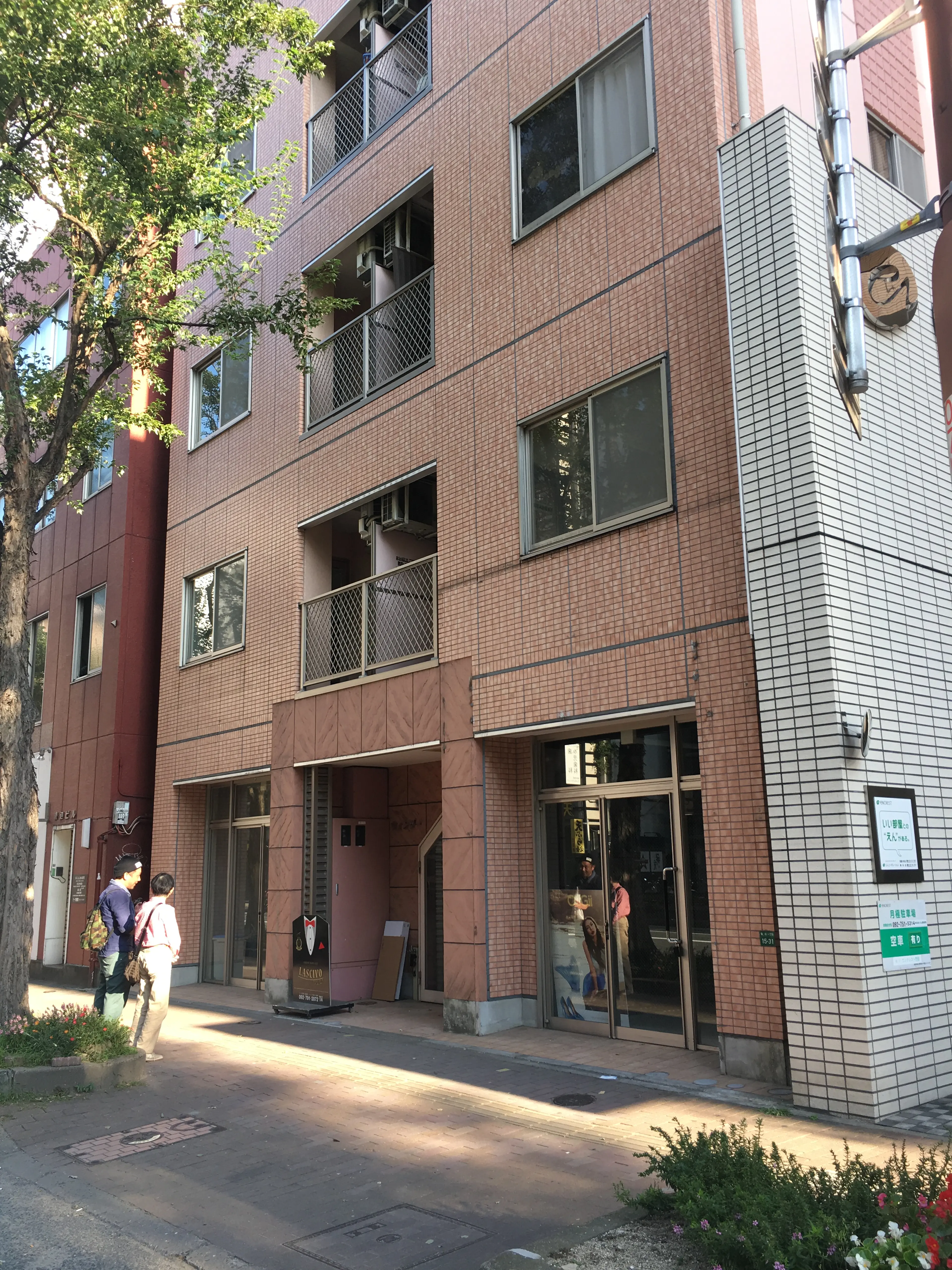 シキオ　ヘアデザインの内観・外観1