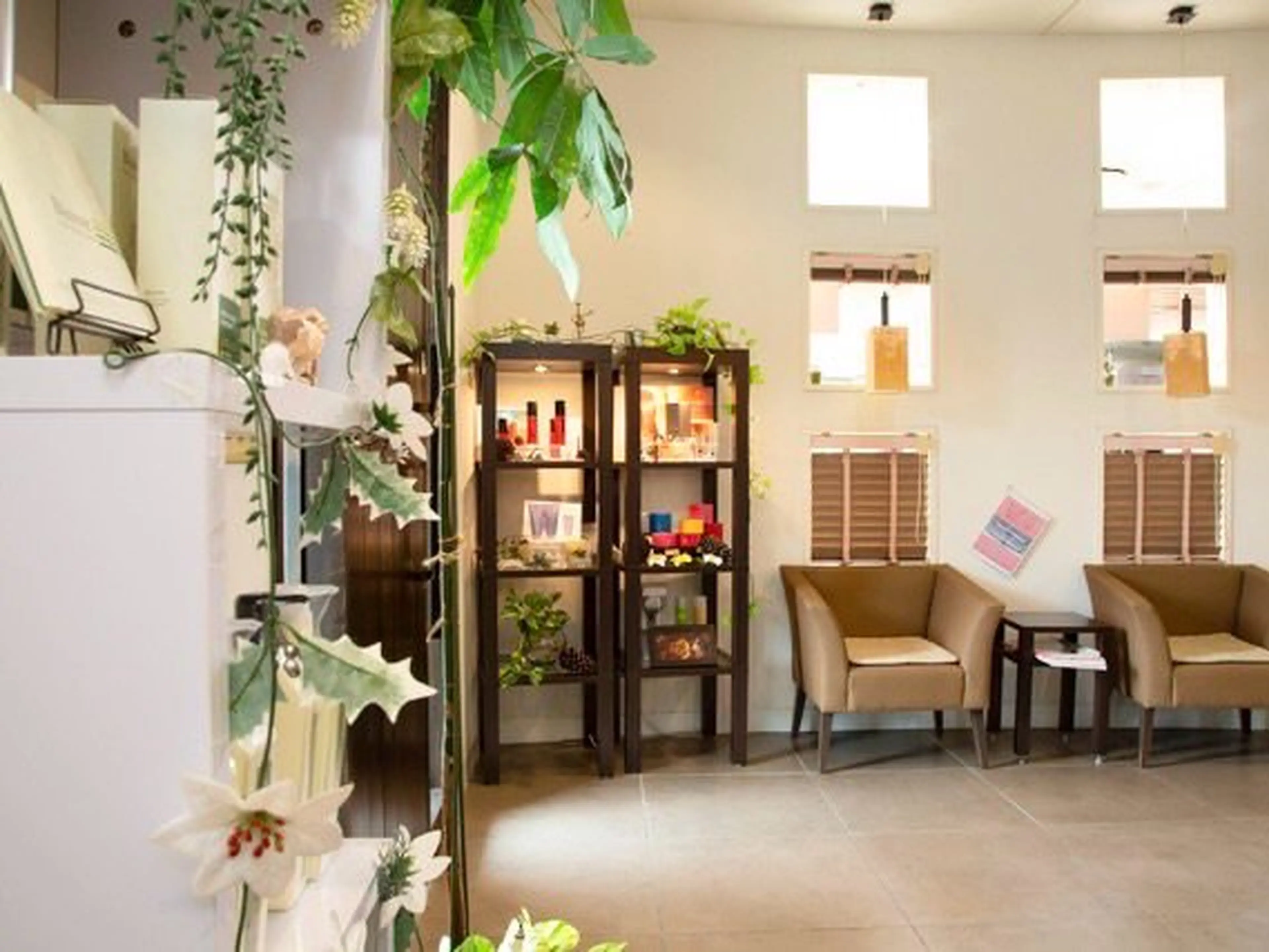 スタイルクリエイター　牛久店の内観・外観2