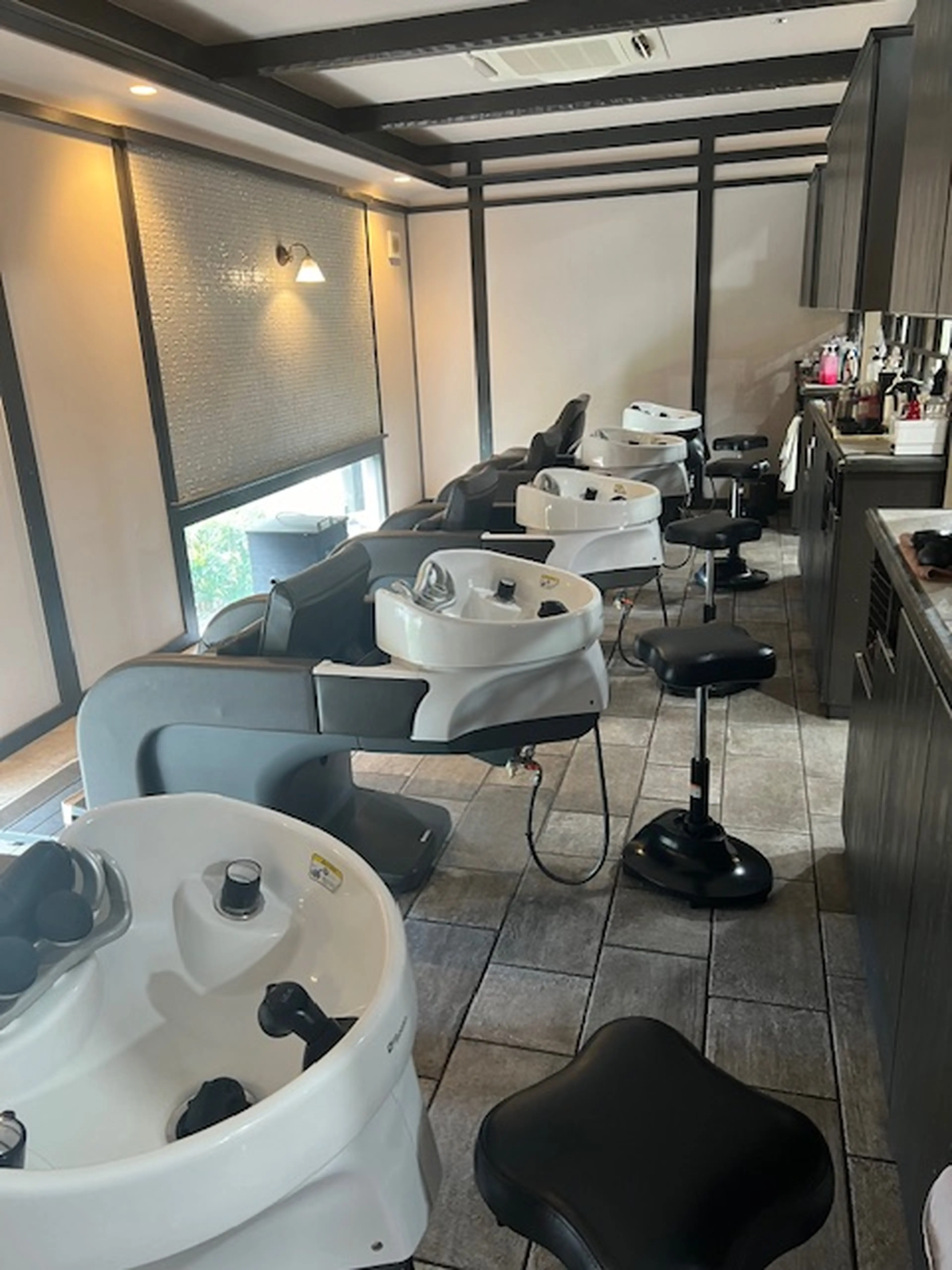 tj天気予報春日井店の内観・外観3