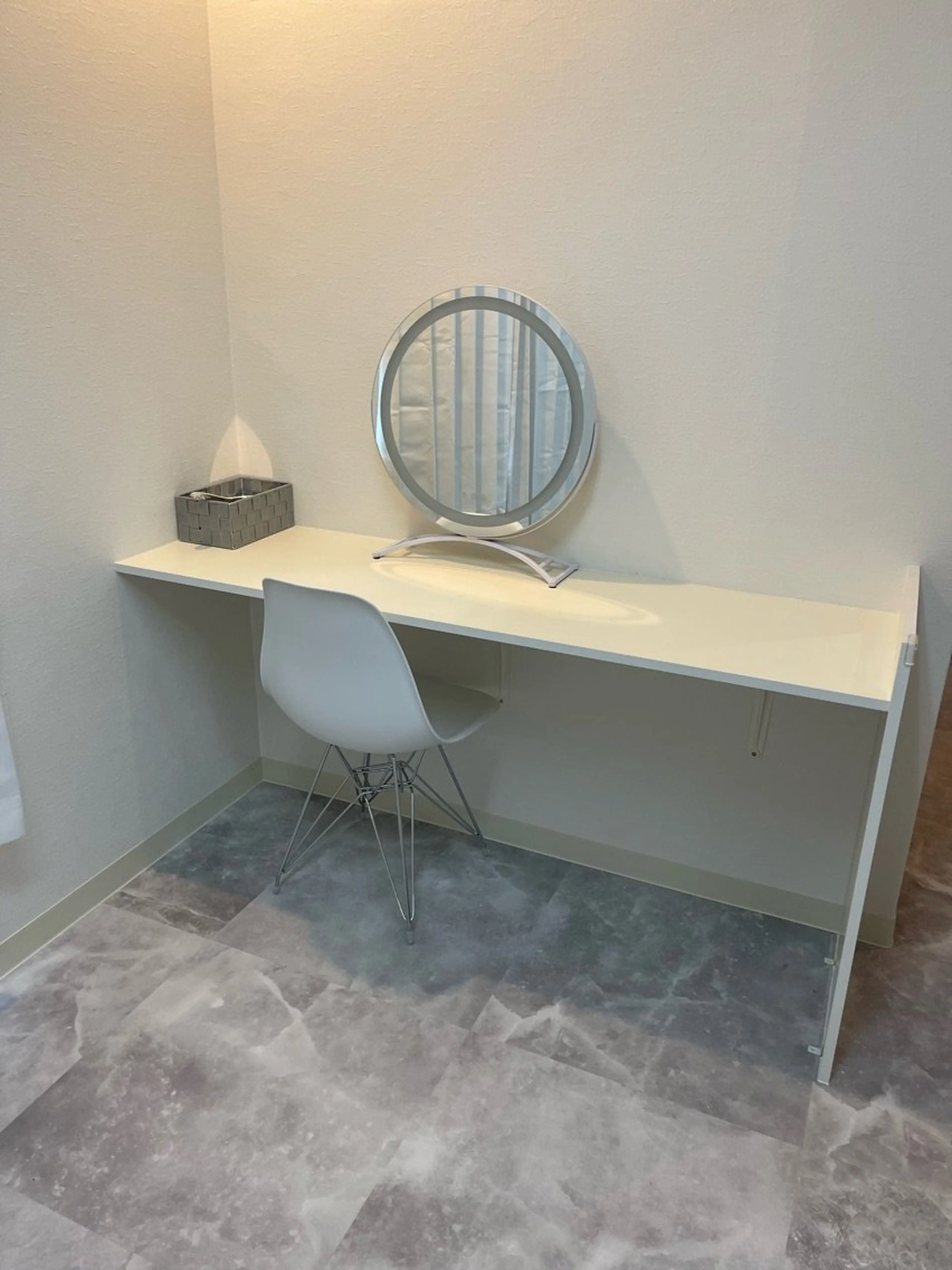 ホワイトアクア高槻店の内観・外観2