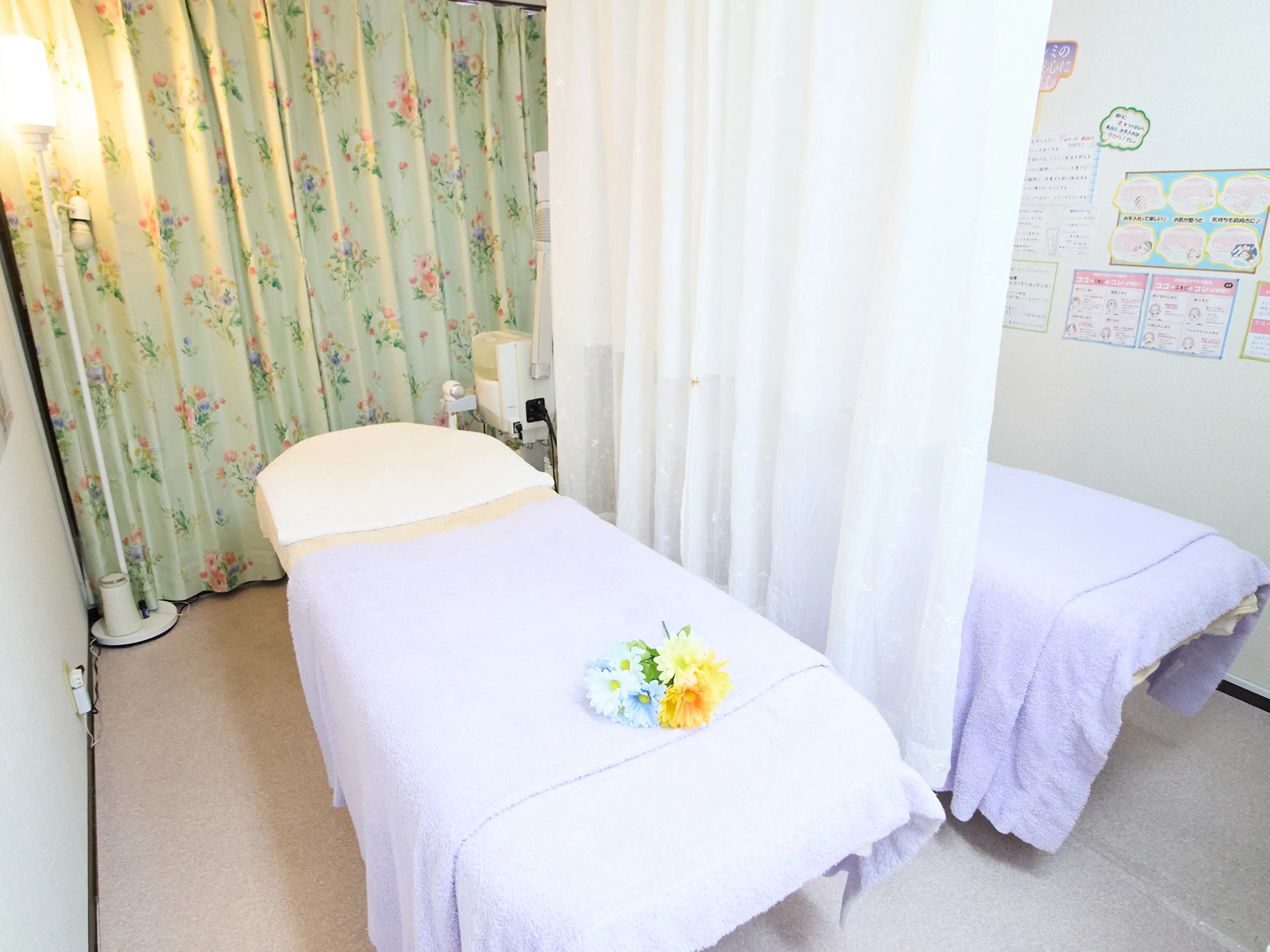 メナードフェイシャルサロン八戸ノ里駅前店の内観・外観3