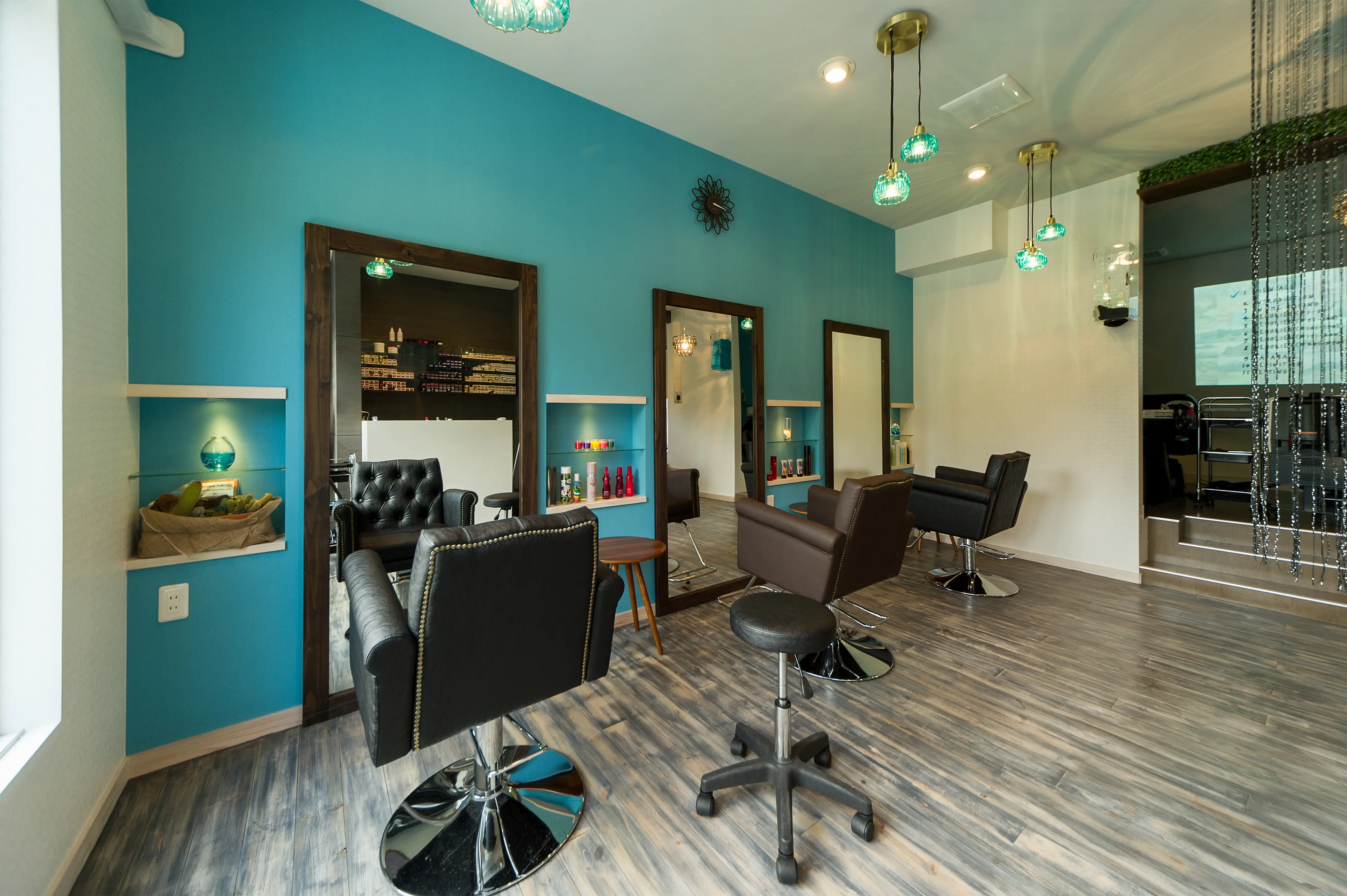 Paragon hairの内観・外観2