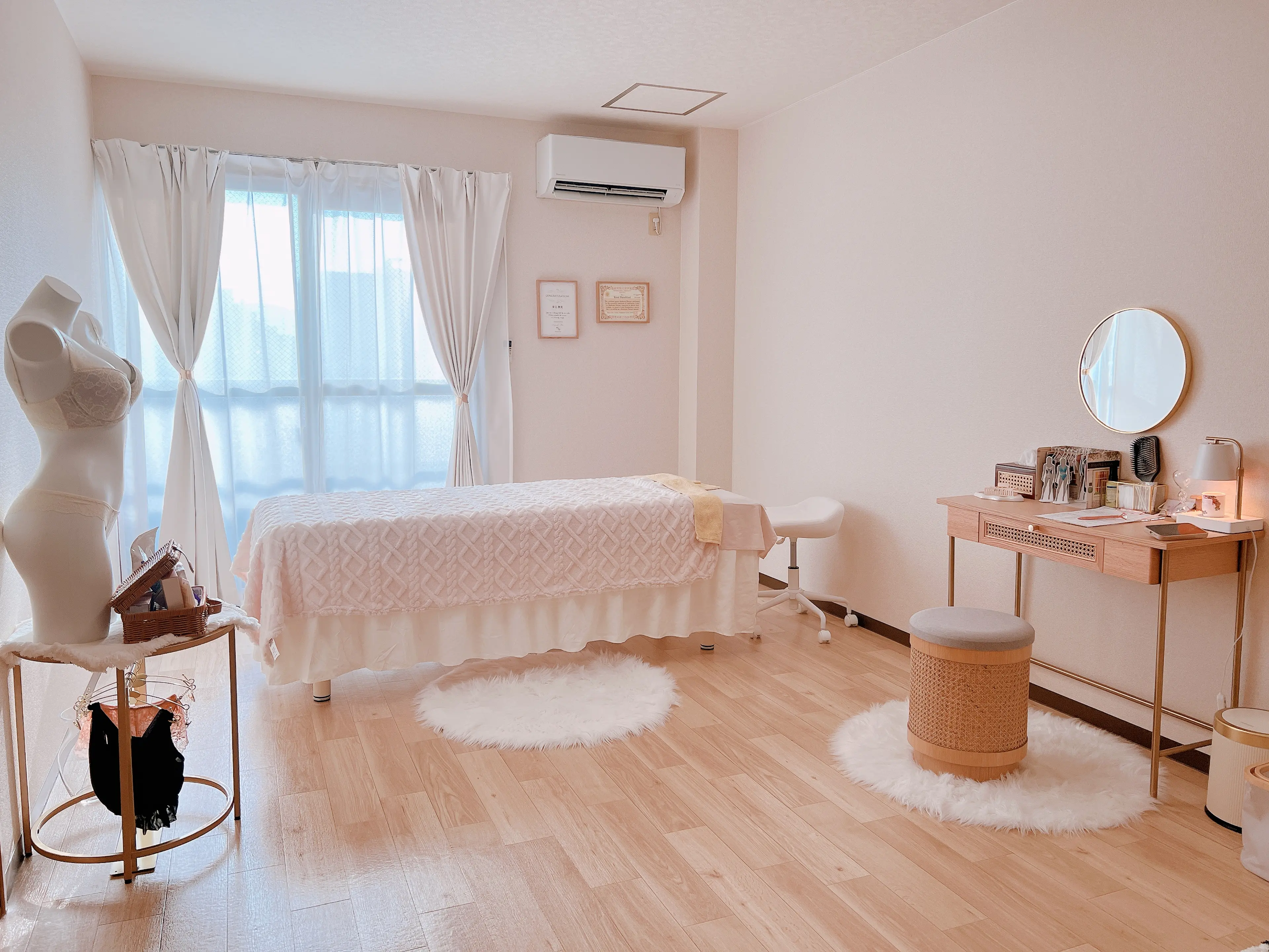 SALON Vi+の内観・外観1