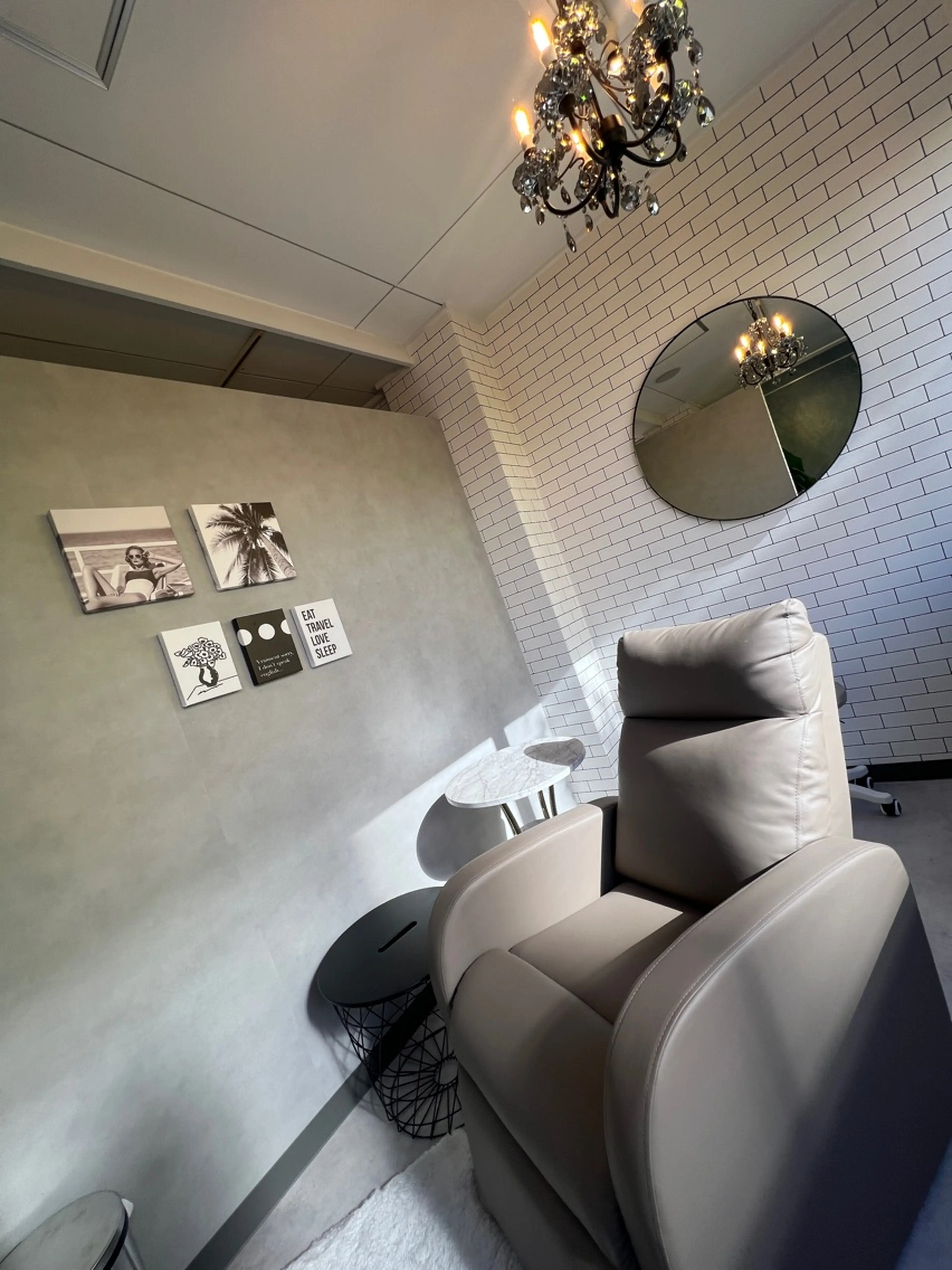 aireyebrowの内観・外観1