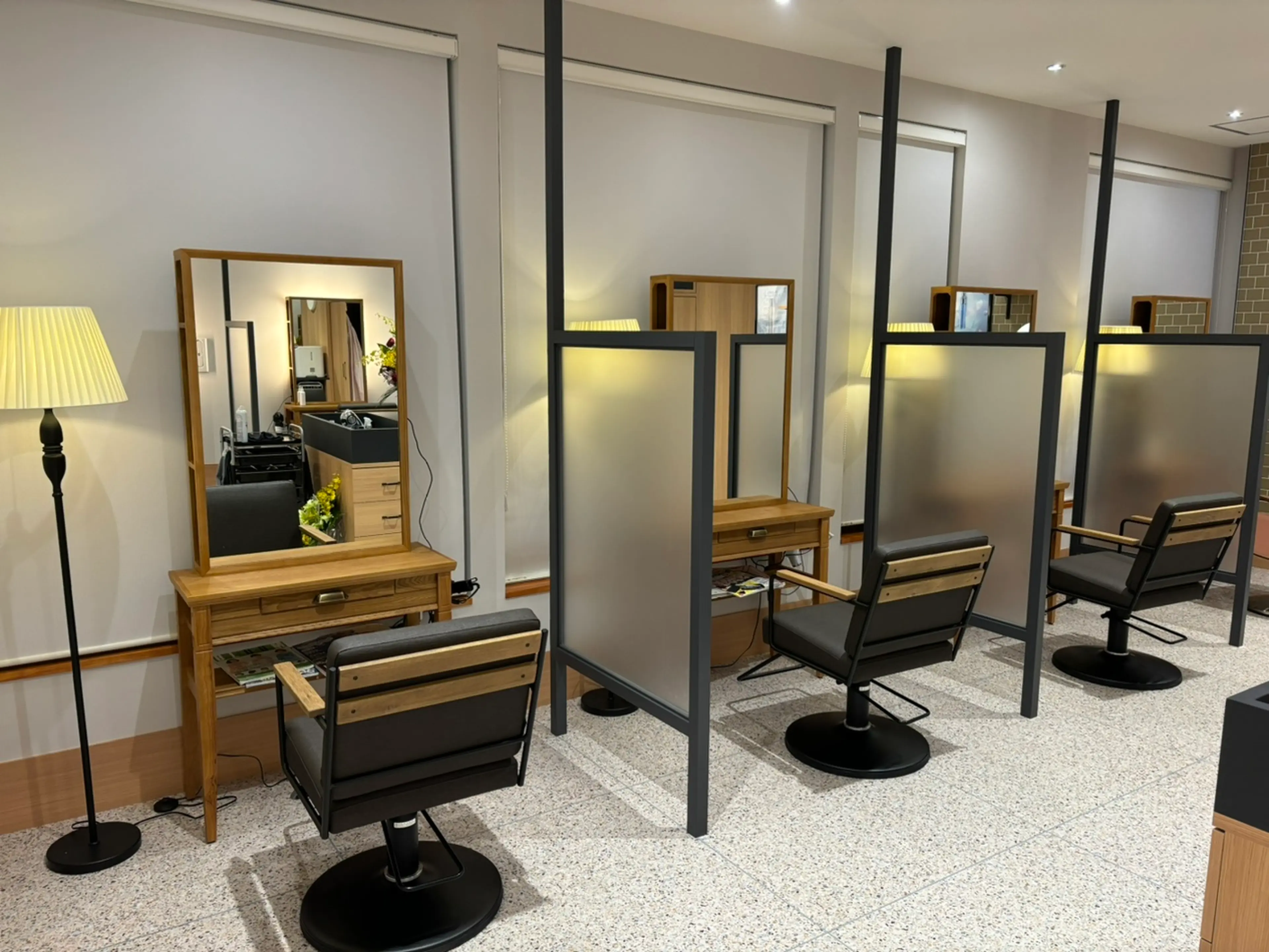 バースデイ拝島店の内観・外観3