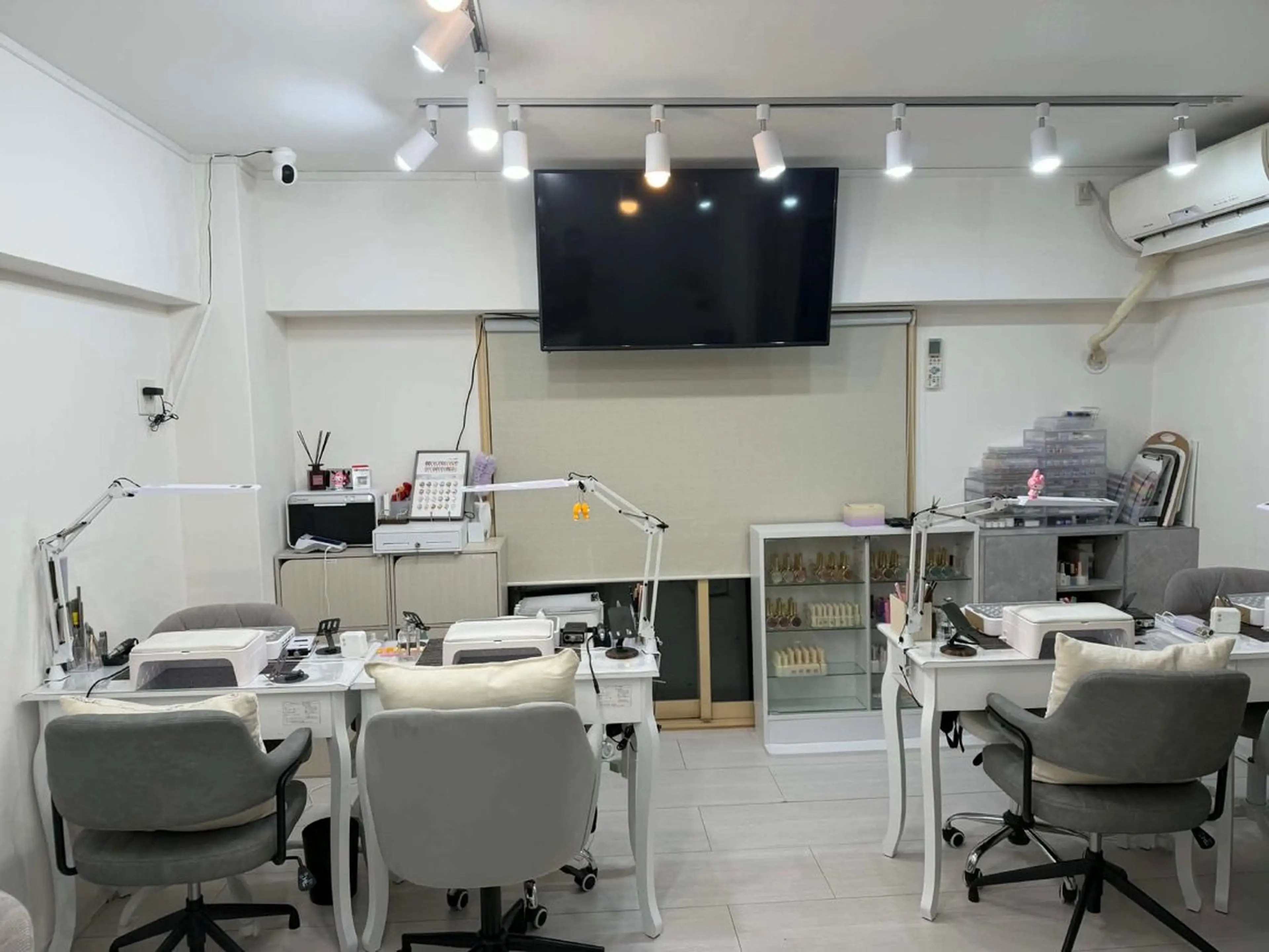 REMI NAIL 渋谷店の内観・外観3