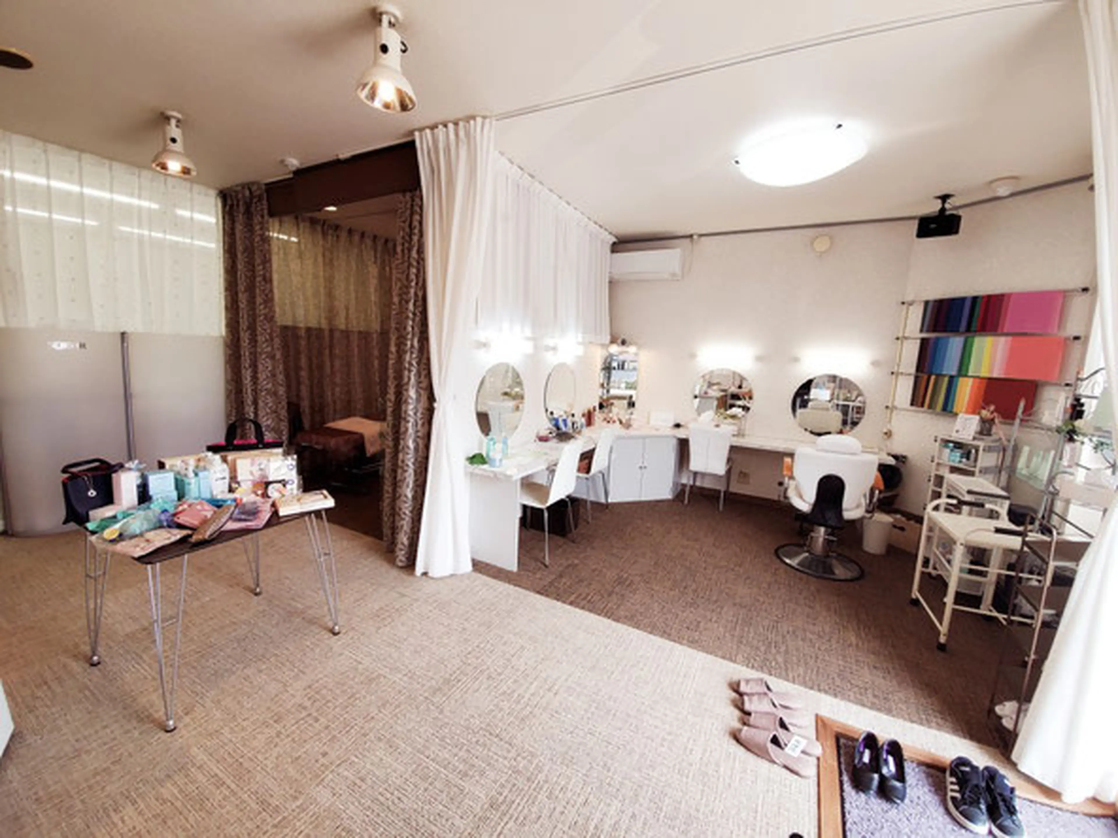 エヌズ　ビューティスタジオの内観・外観2