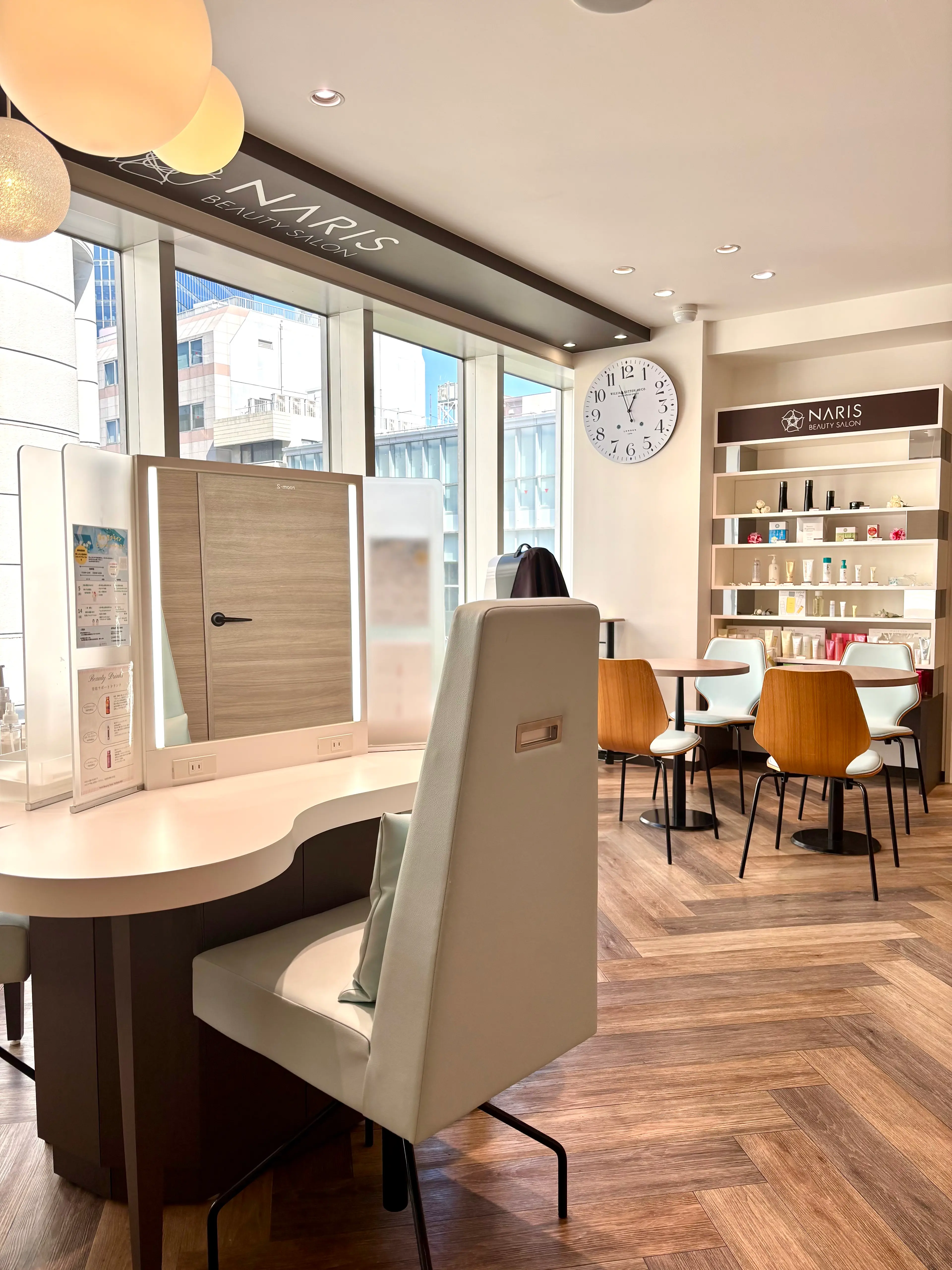 ナリス　ビューティサロン　池袋店の内観・外観3