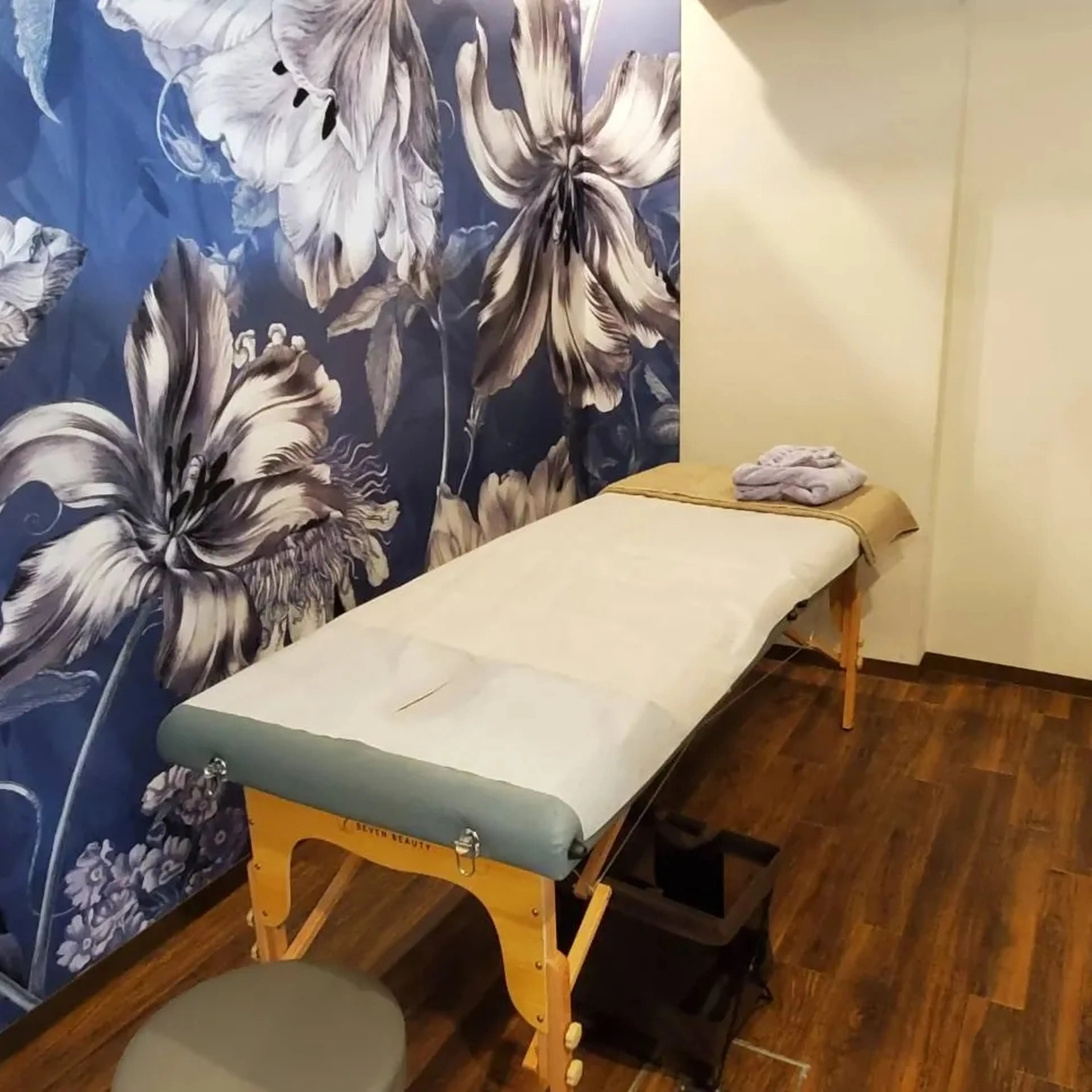 [エテ_ユヌ] e‘te uneの内観・外観3