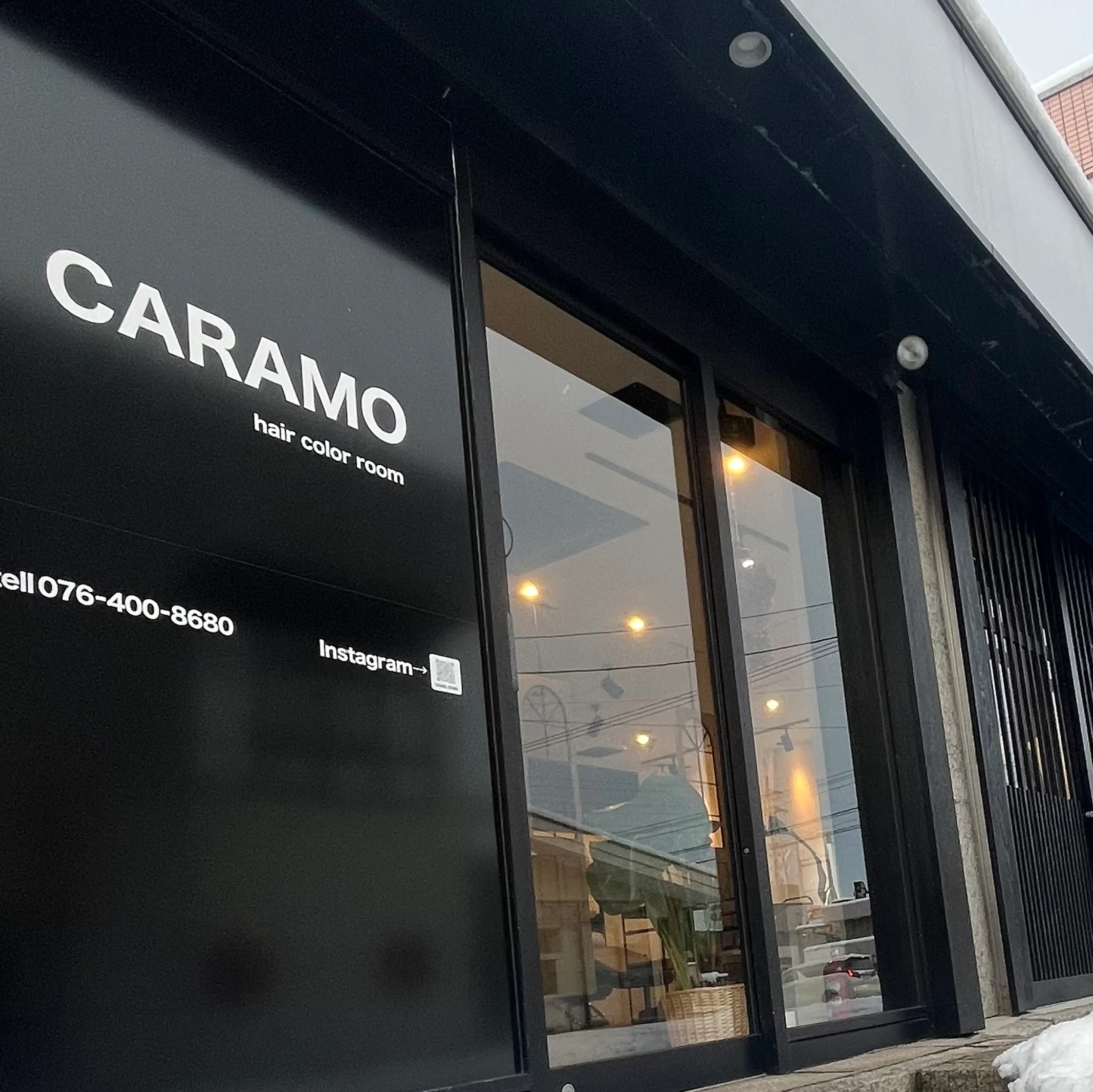 ネイルCARAMOの内観・外観1
