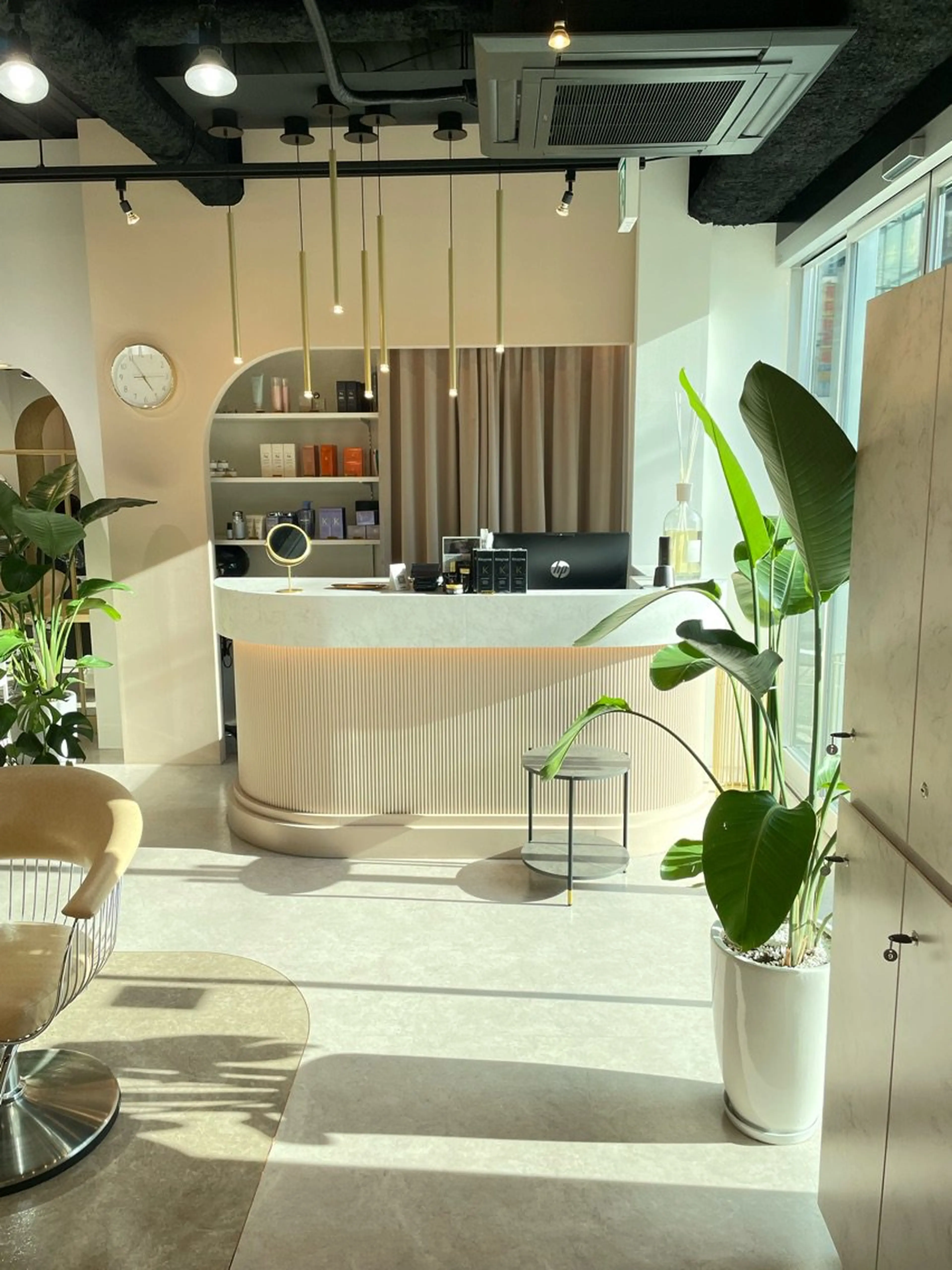 six by ginza Londの内観・外観2