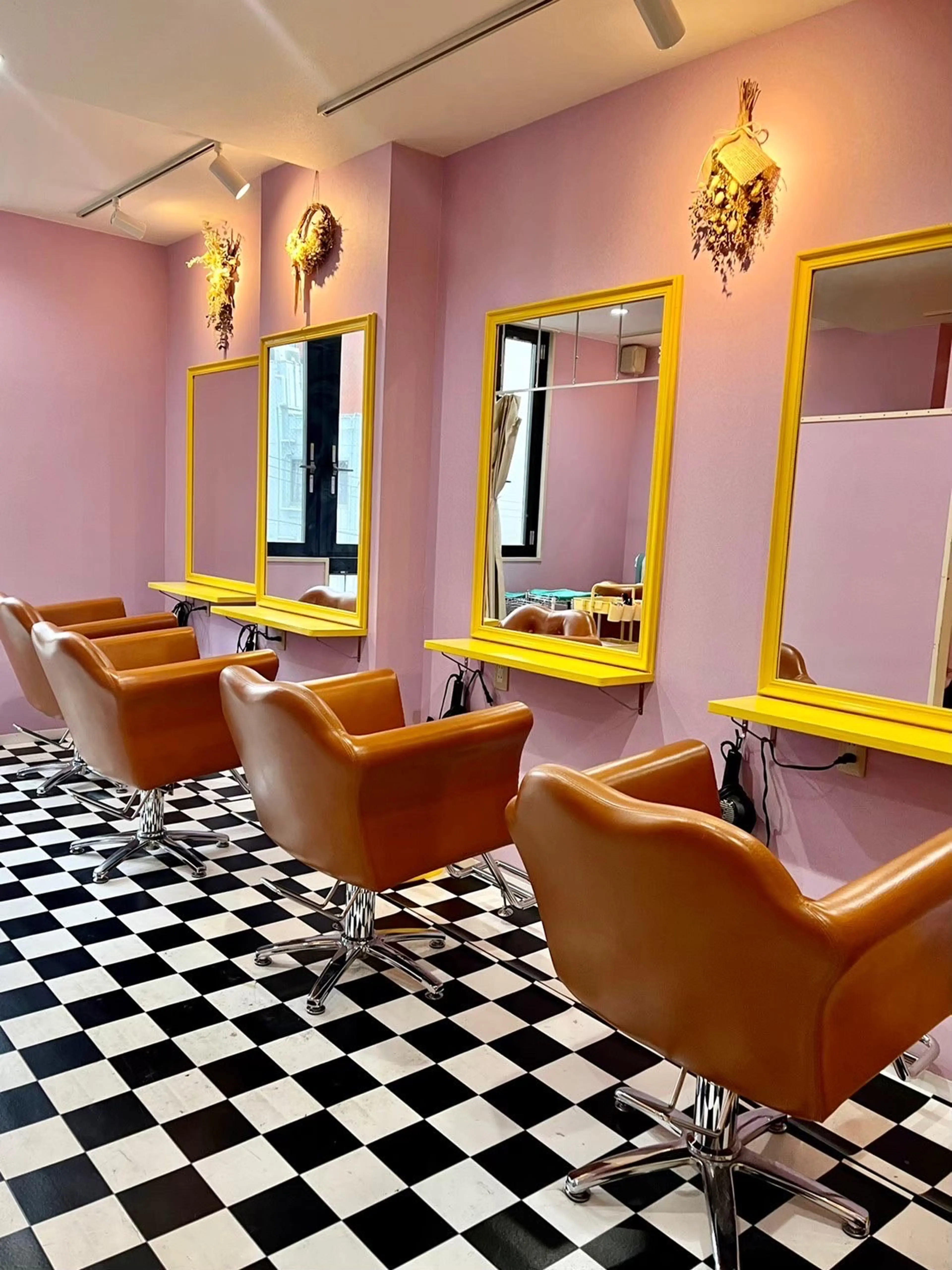 カラーエクステ専門店～どぅーす～の内観・外観1