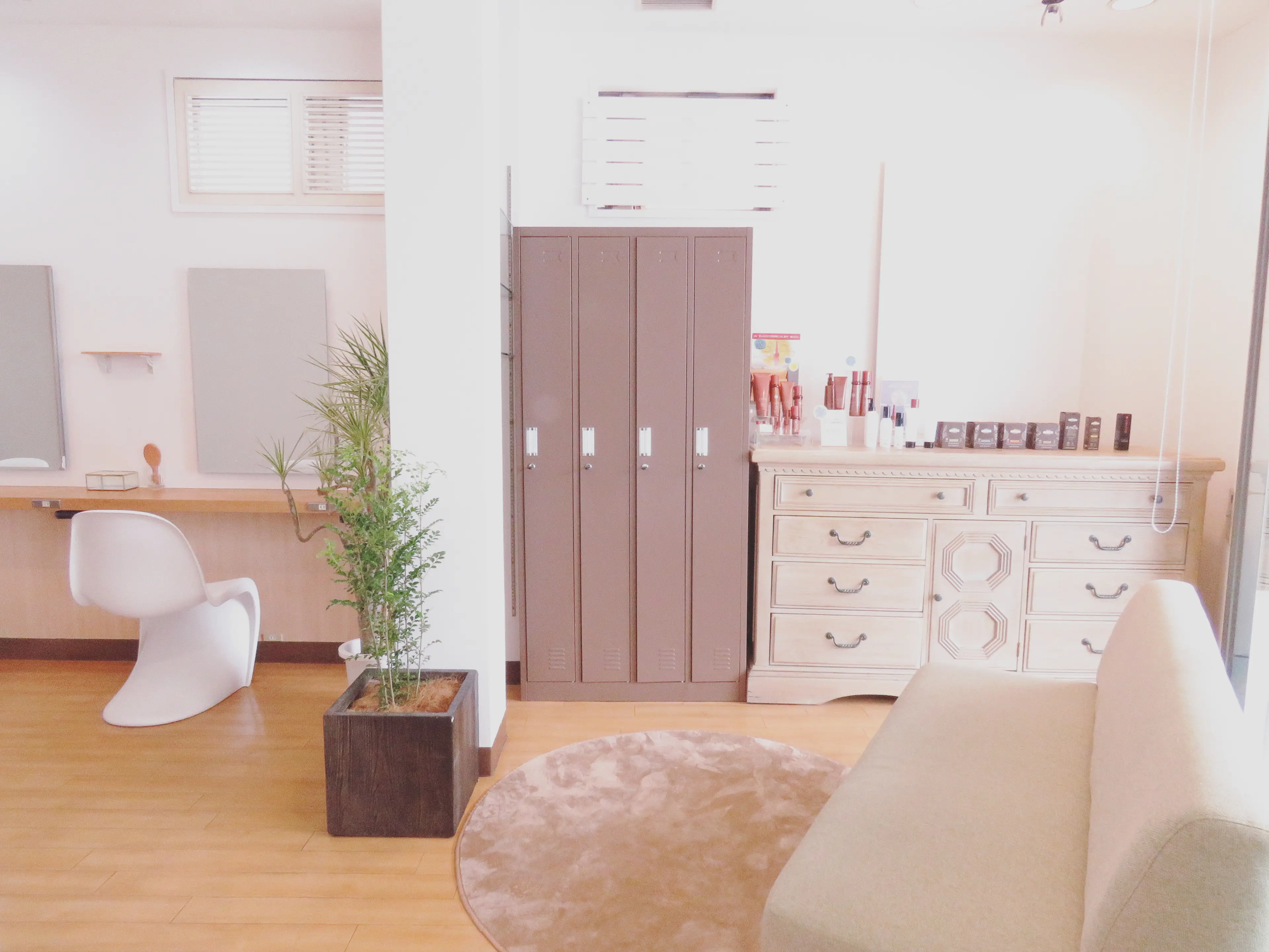 Hair&Make Posh 葛西店の内観・外観2