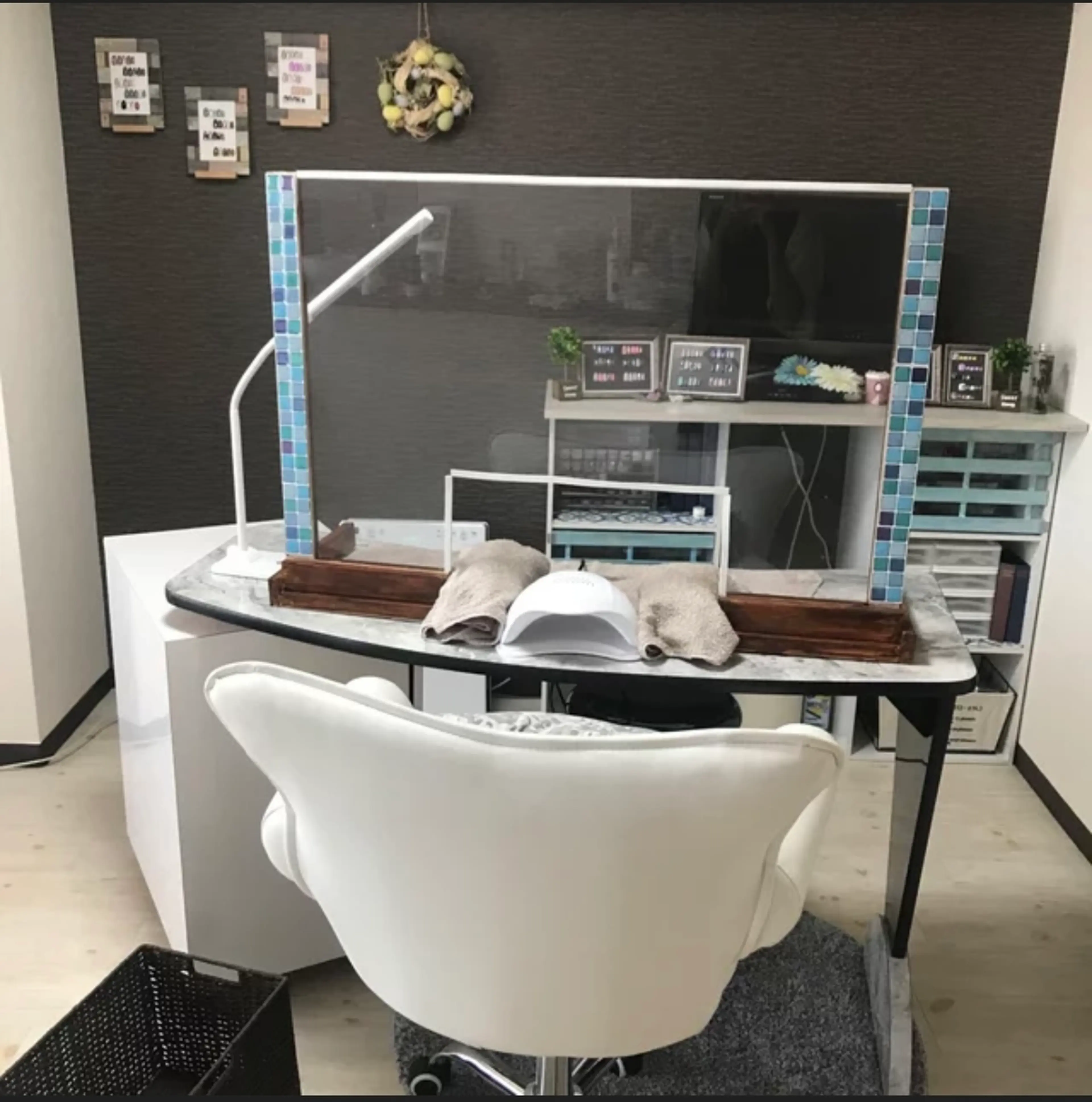 VIBLīSs nailの内観・外観1