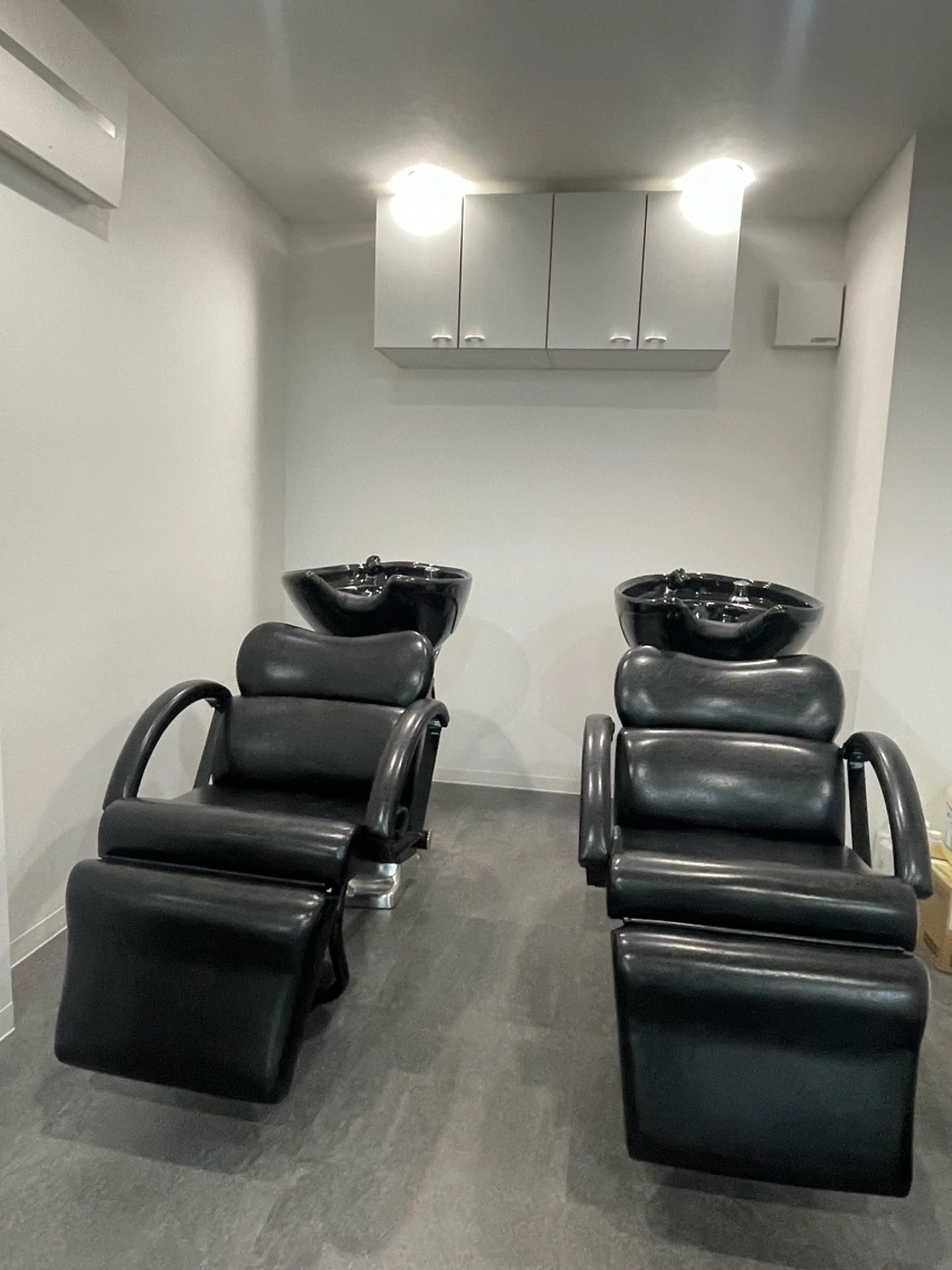 Selenehair 難波店の内観・外観2