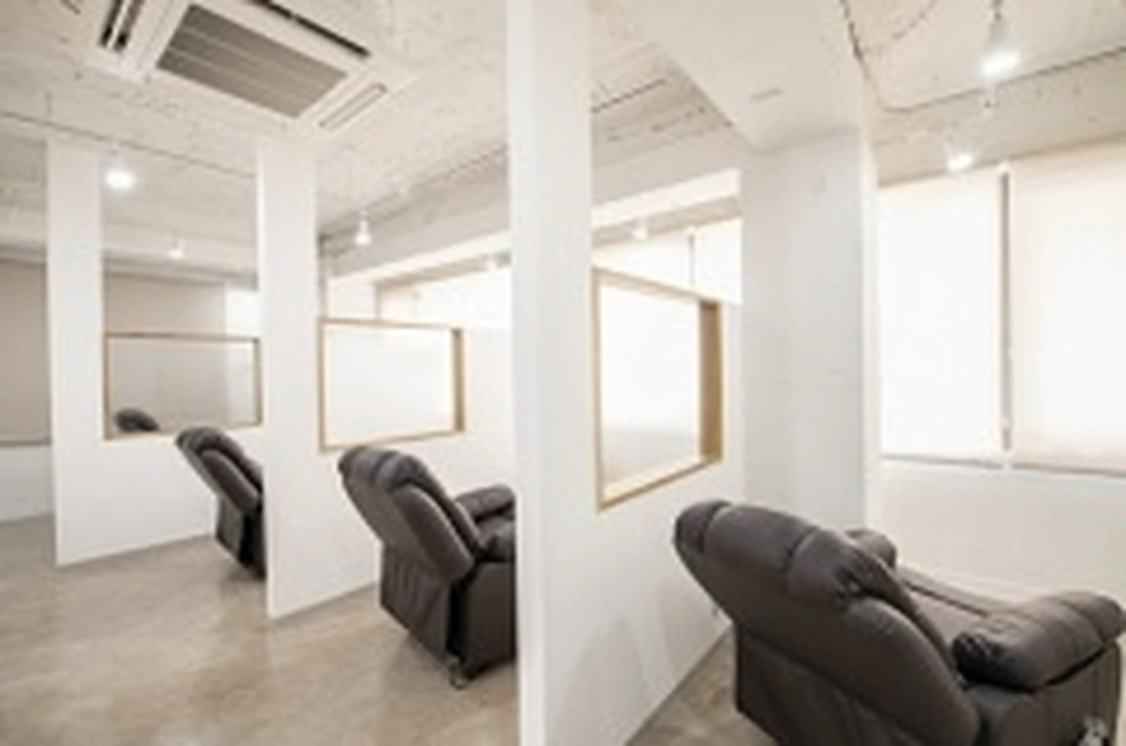 lia新小岩店の内観・外観2